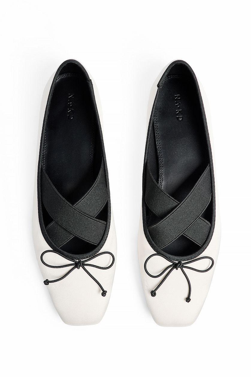 Elastic Detail Ballerinas Product Image