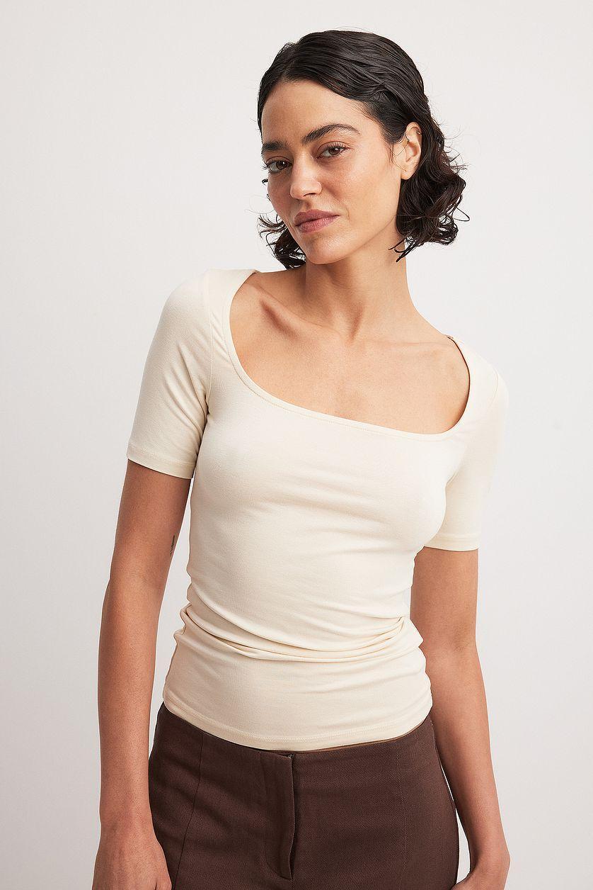 Soft Line Scoop Neck Short Sleeve Top Product Image