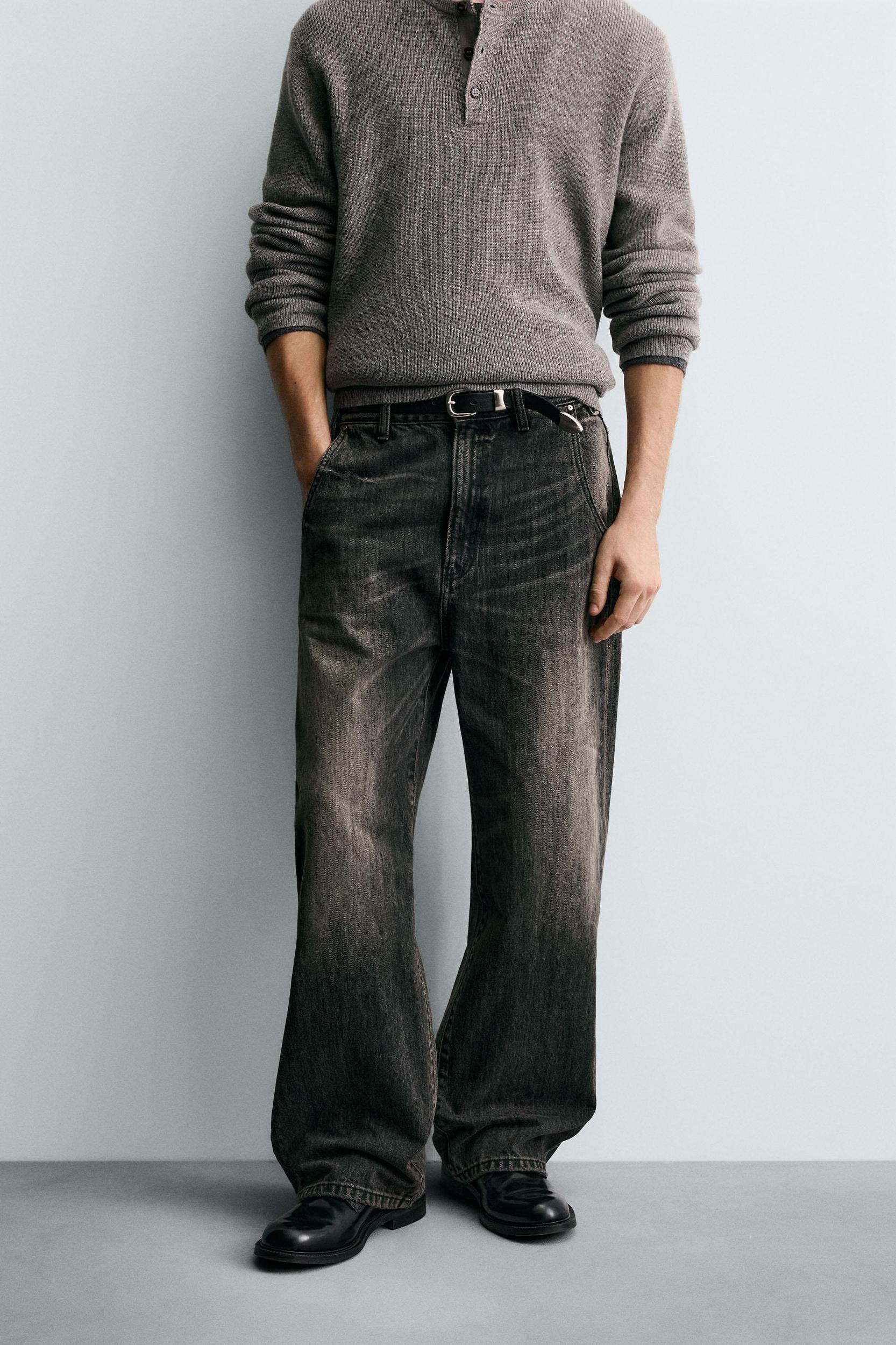 WIDE FIT JEANS Product Image