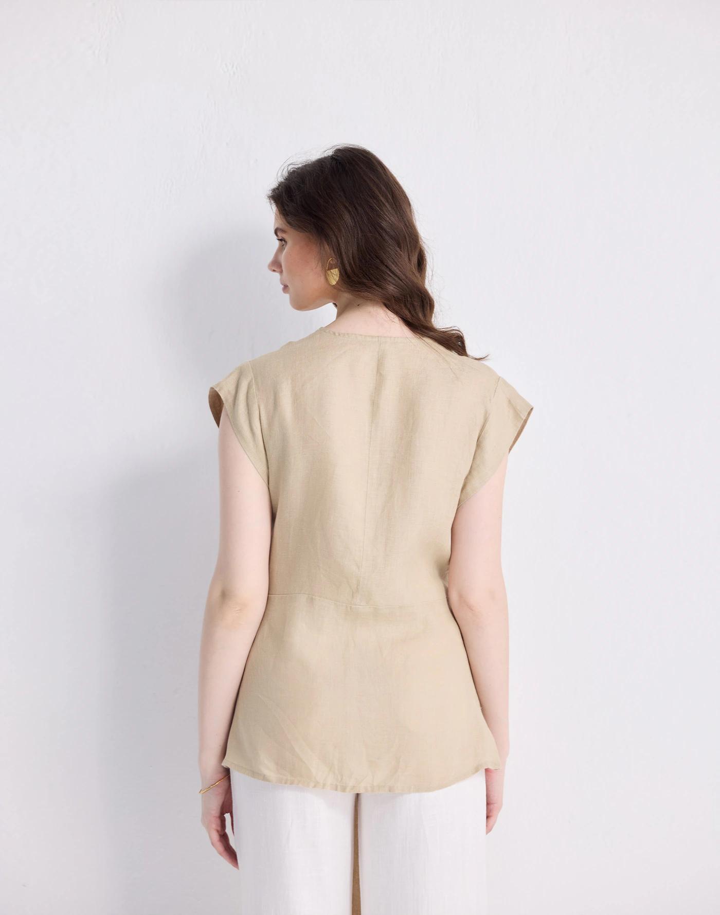 Reistor® Power Moves Hemp Short Sleeve Top in Neutral Beige Product Image