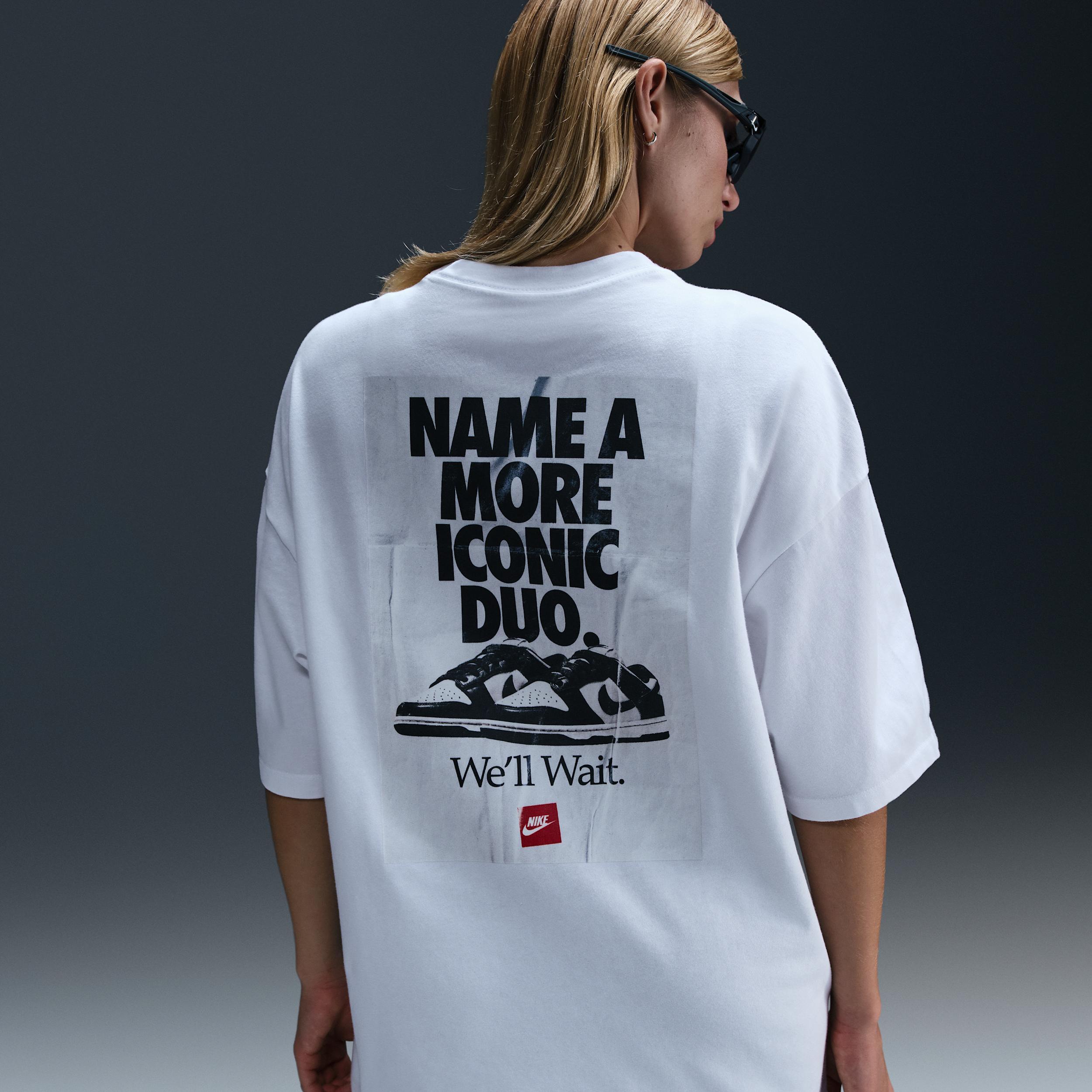 Women's Nike Sportswear Essential Oversized T-Shirt Product Image