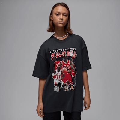 Womens Jordan Oversized Short-Sleeve Graphic T-Shirt | HJ0190-045 Product Image