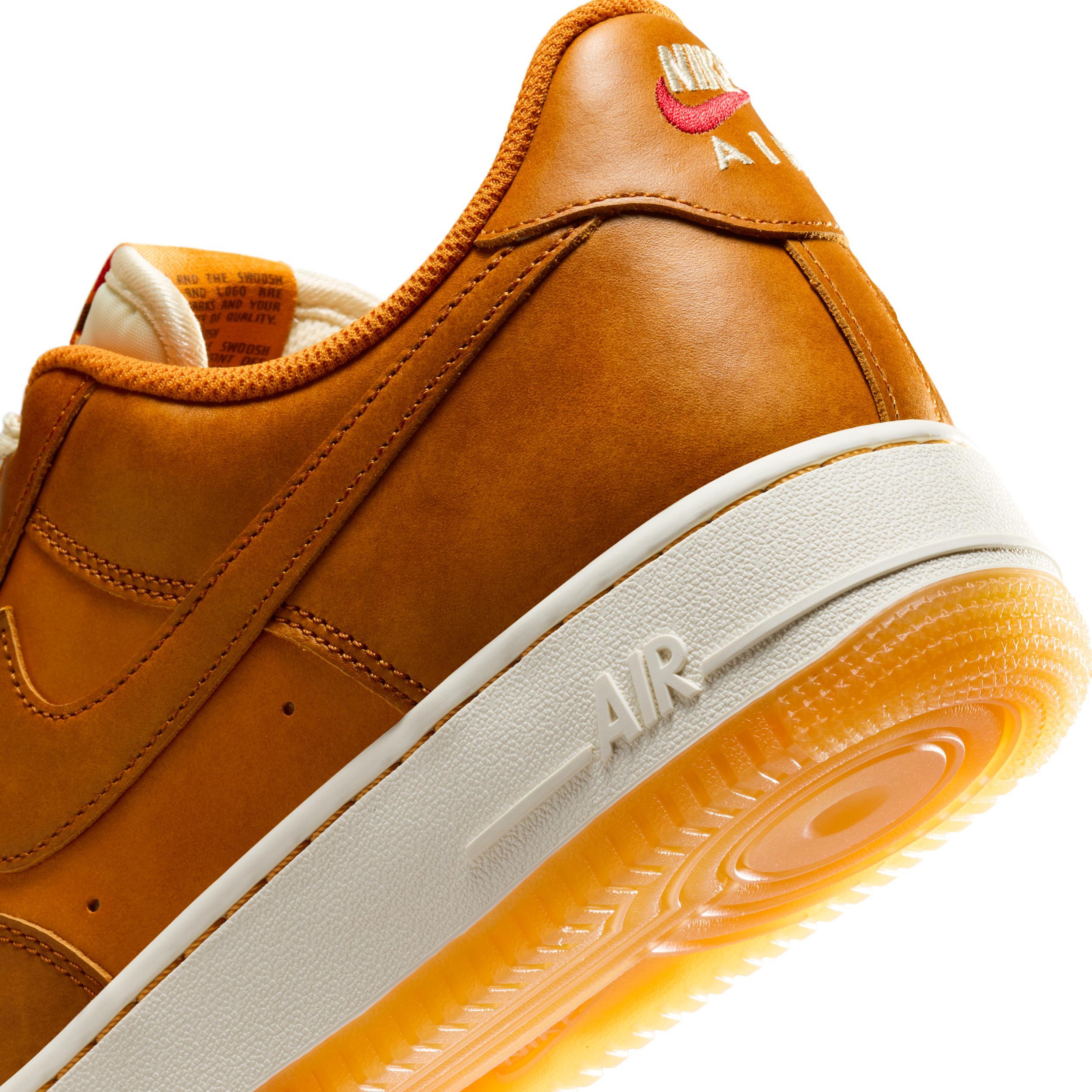 Mens Nike Air Force 1 07 LV8 Casual Shoes Product Image