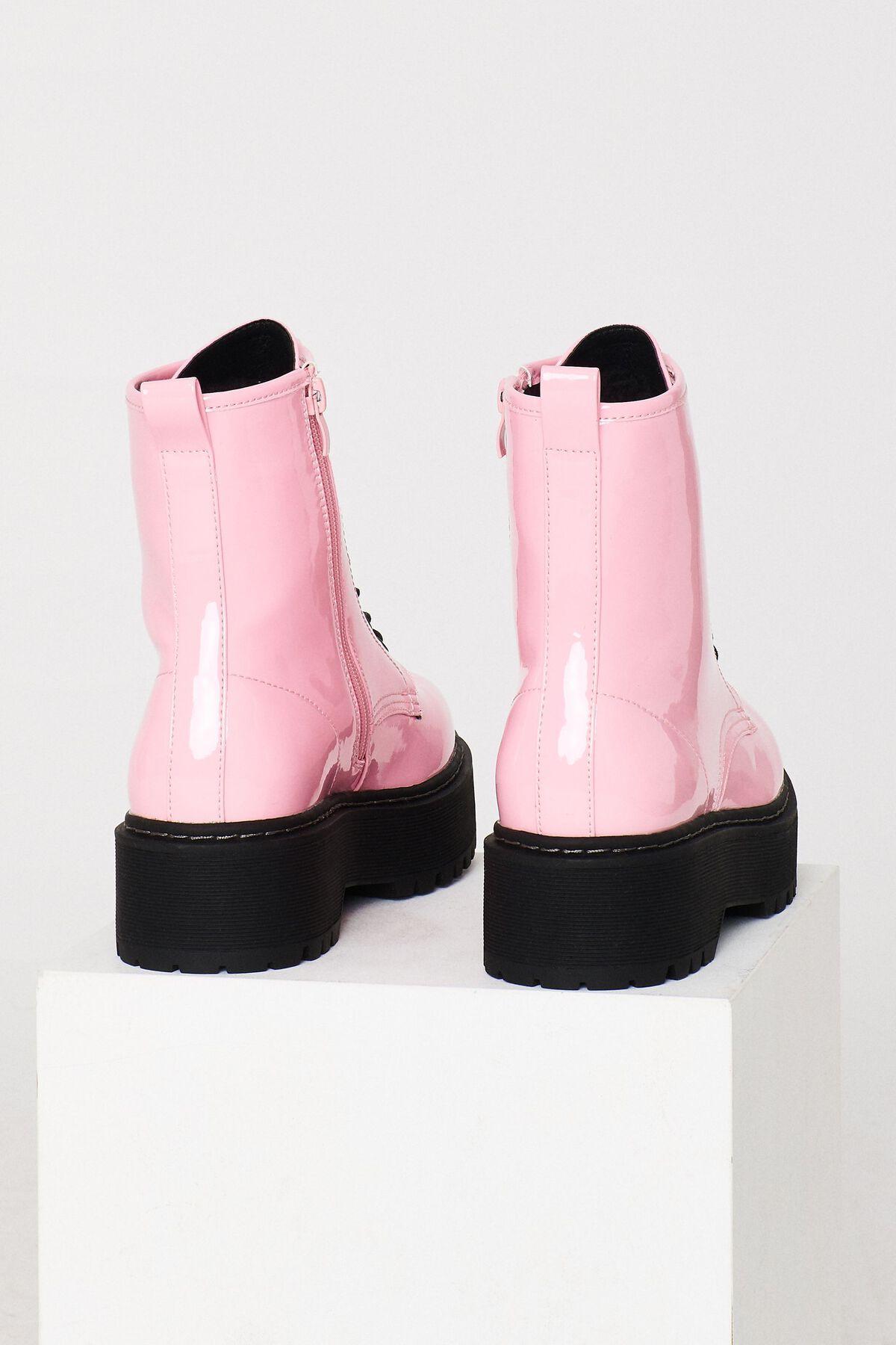 STEVE MADDEN Betty Boots Product Image