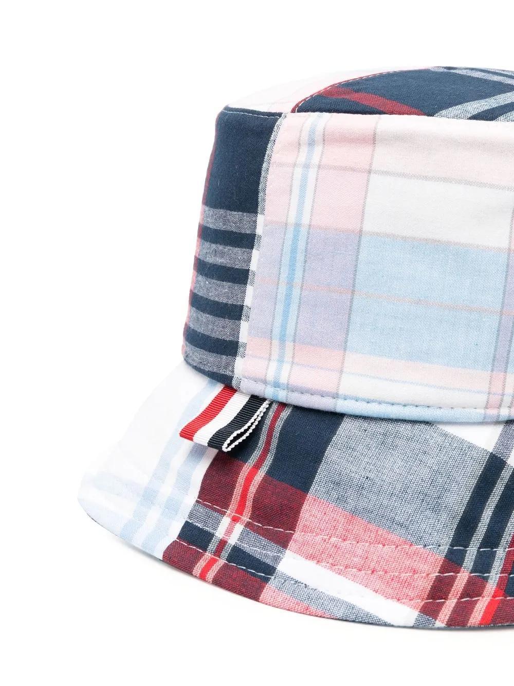 THOM BROWNE Logo-patch Checked Bucket Hat In Blue Product Image