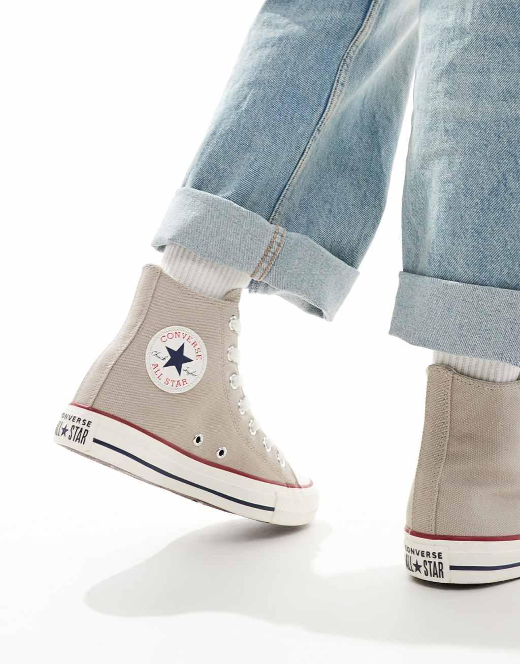 Converse Chuck Taylor All Star in beige Product Image