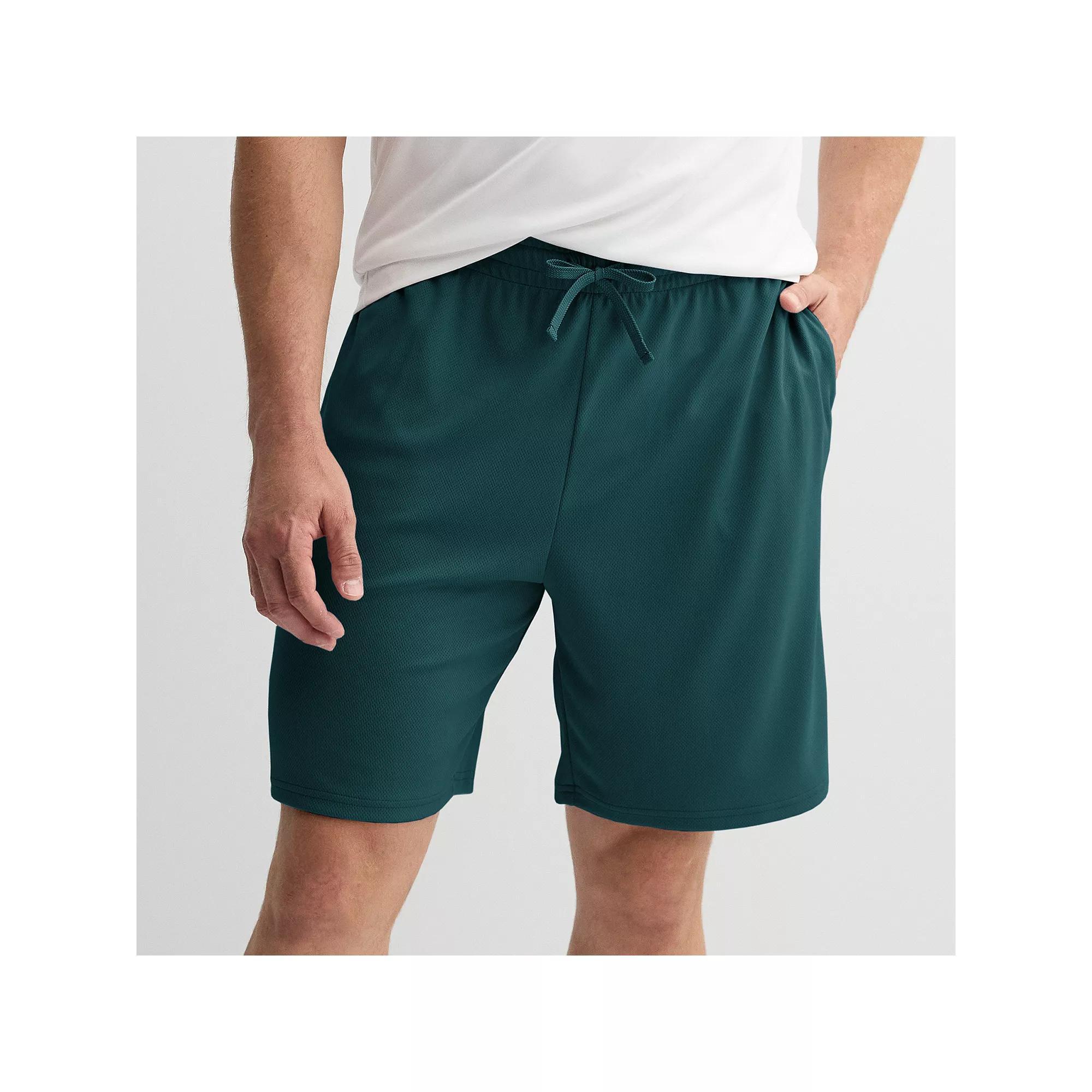 Men's Tek Gear® 9 in. Mesh Shorts,  Product Image