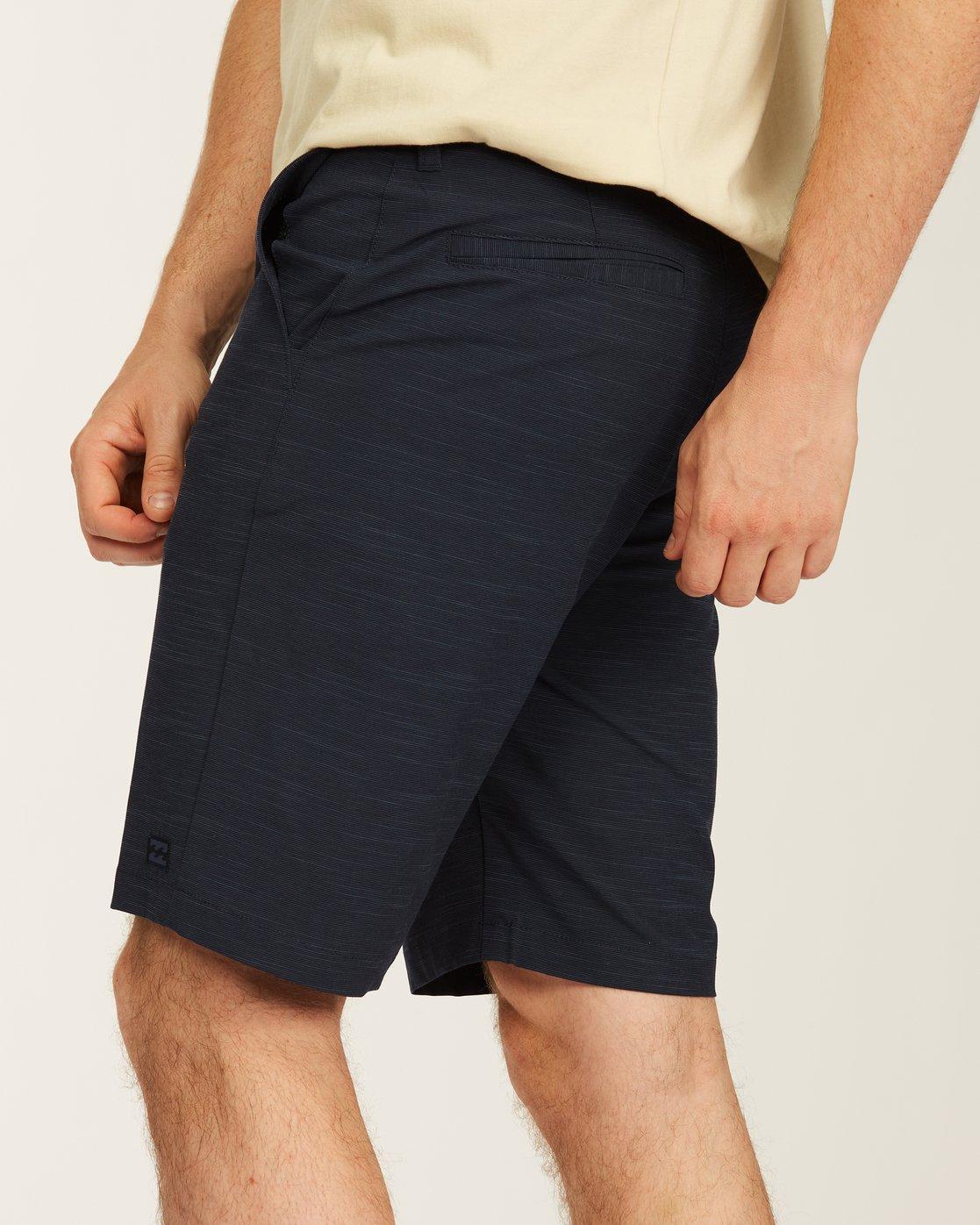 Crossfire Slub Submersible Shorts 21" - Navy Male Product Image