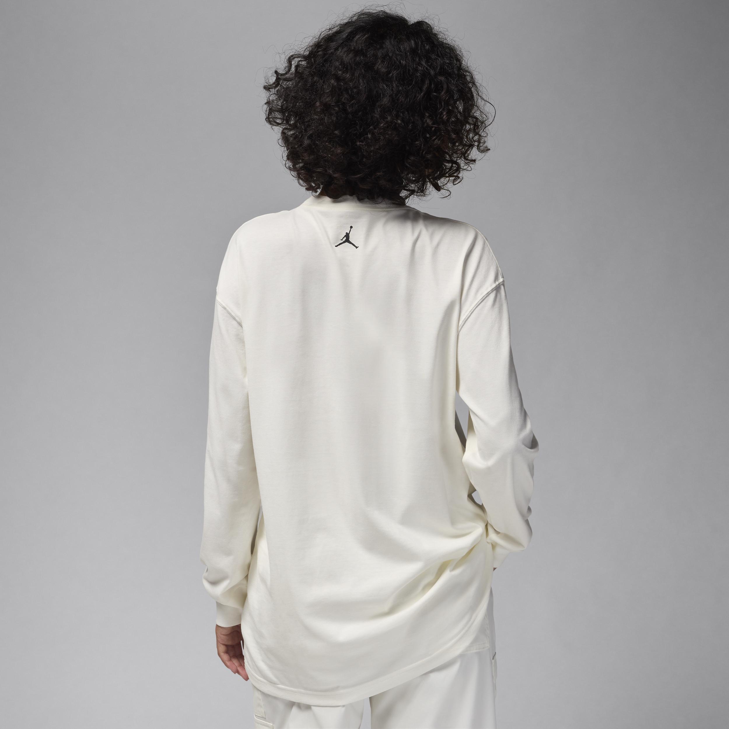 Women's Jordan Oversized Long-Sleeve T-Shirt Product Image