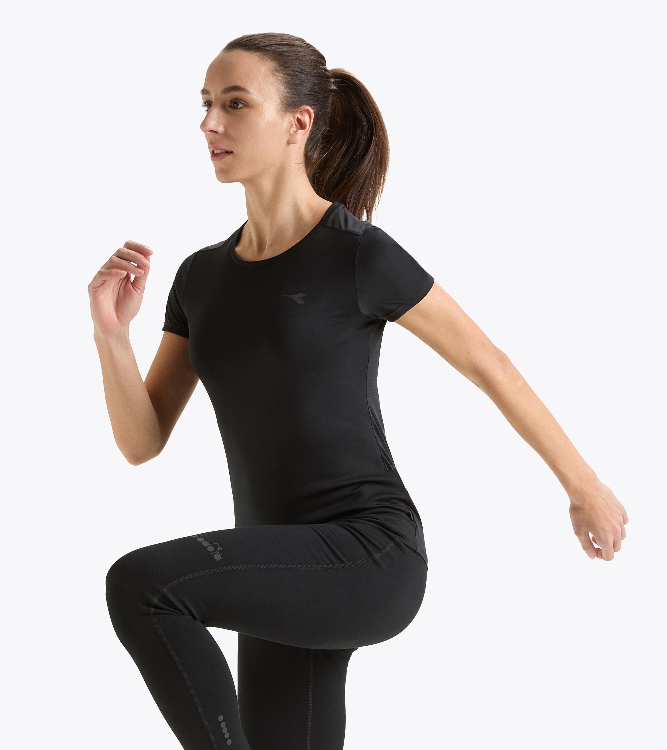 L. SS T-SHIRT RUN Product Image