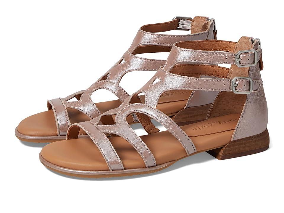 Gentle Souls by Kenneth Cole Womens Hallie Strappy Gladiator Sandals Product Image