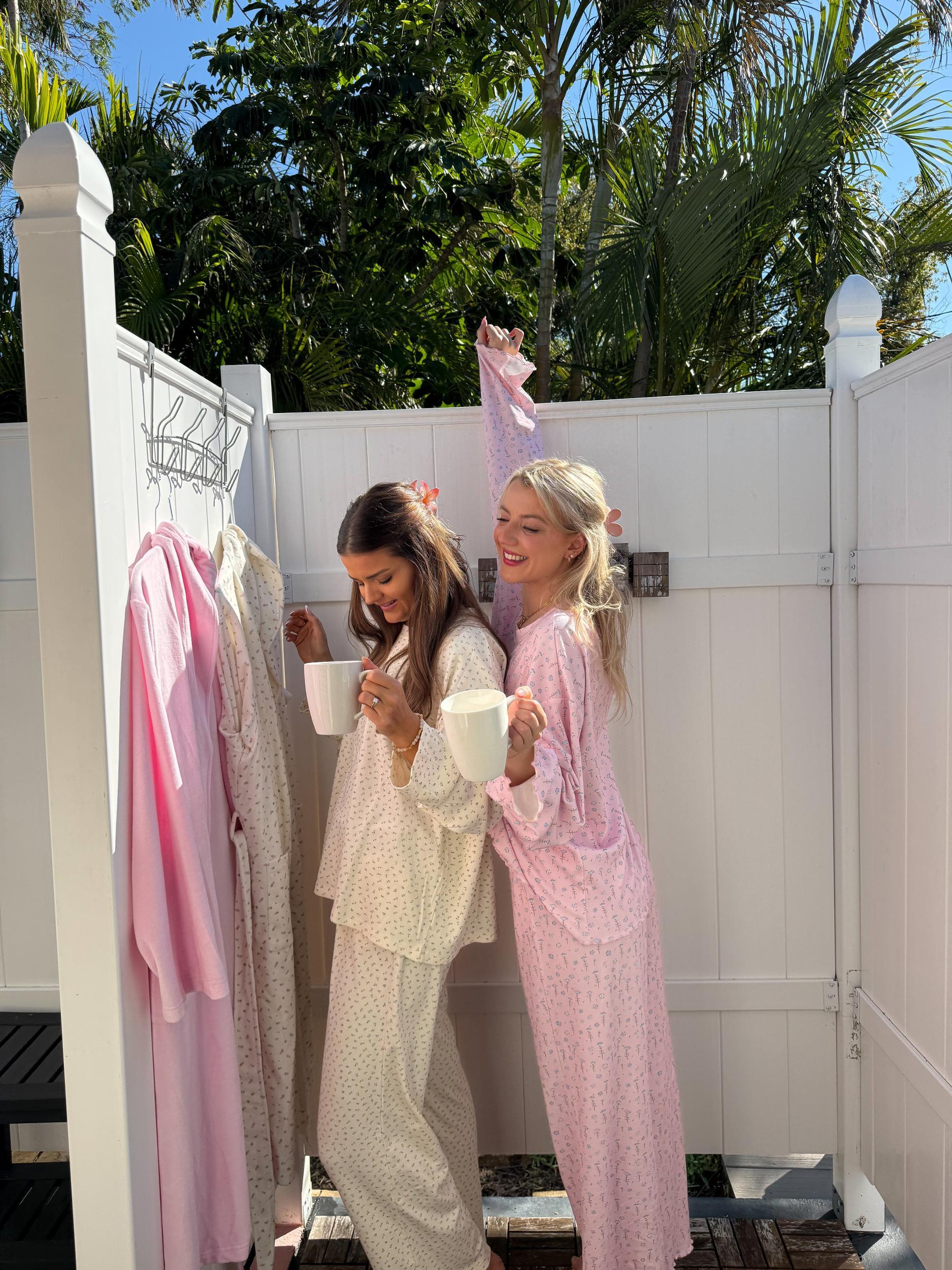 Light Pink Ditsy Floral Long Sleeve Pajama Top Product Image