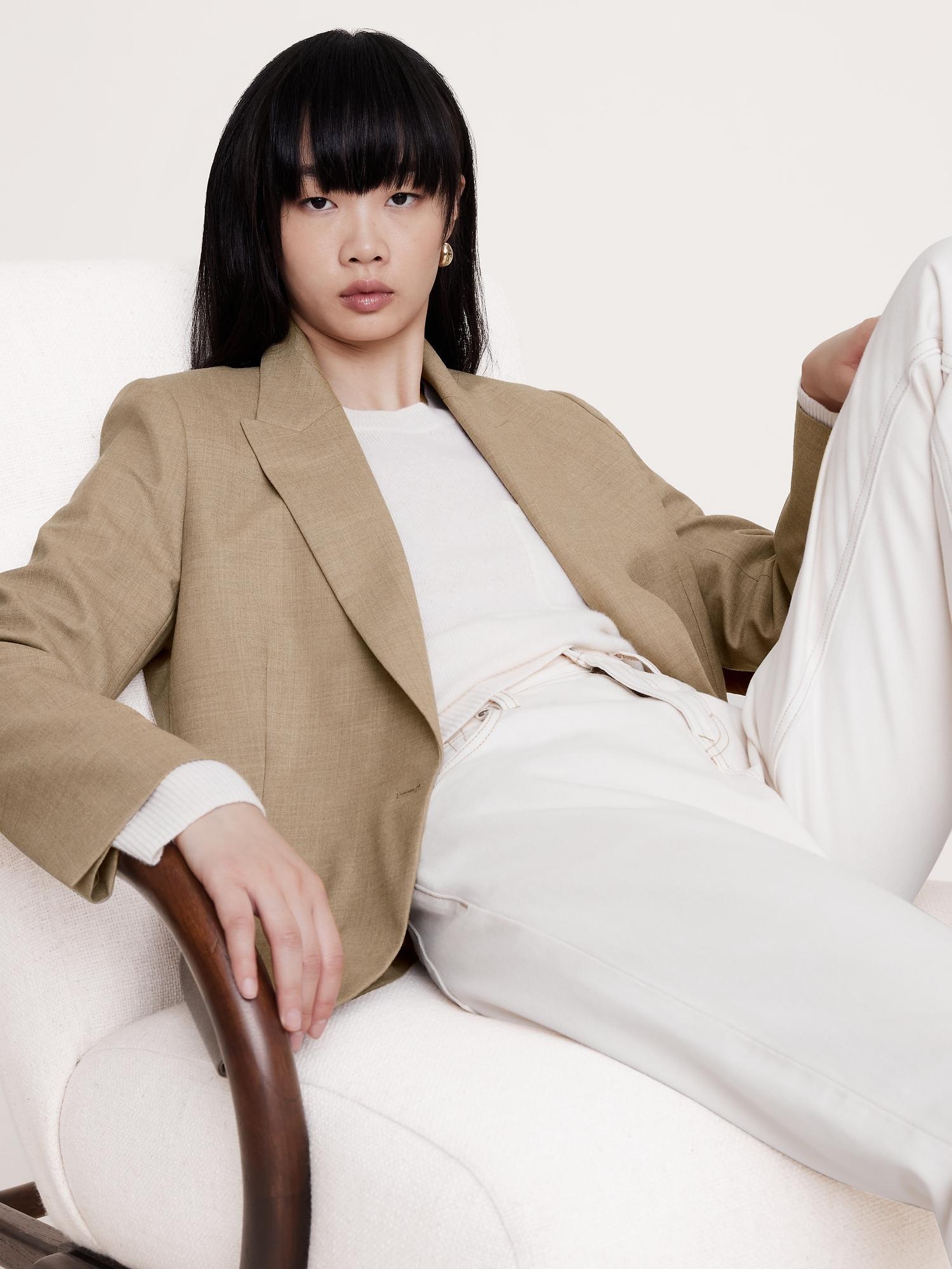 Relaxed-Slim Lightweight Wool Flannel Blazer Product Image