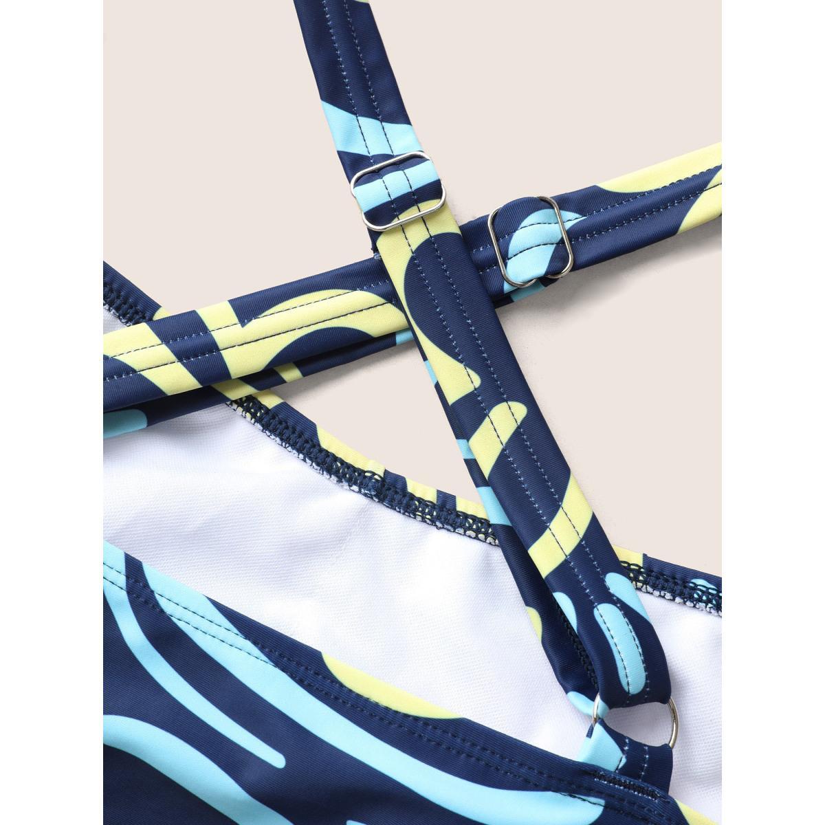 Plus Size Contrast Floral Heart Neckline Twist Front One Piece Swimsuit Women's Swimwear Aegean Beach Twist Curve Bathing Suits High stretch One Pieces BloomChic 28/5X Product Image