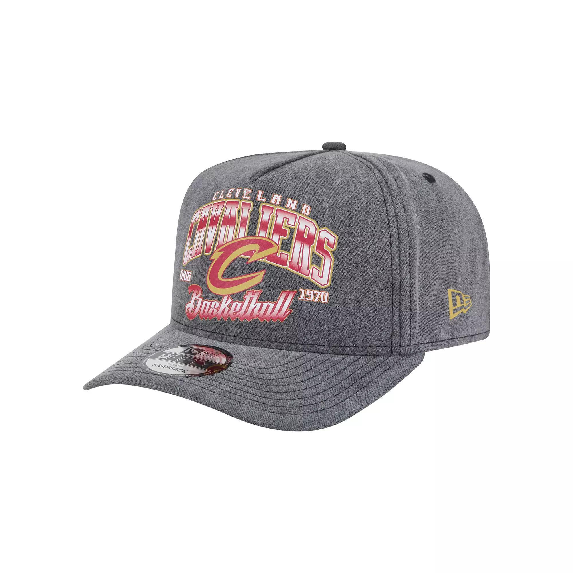 Men's New Era  Charcoal Cleveland Cavaliers Throwback Washed Pre-Curved 9FIFTY Snapback Hat Product Image