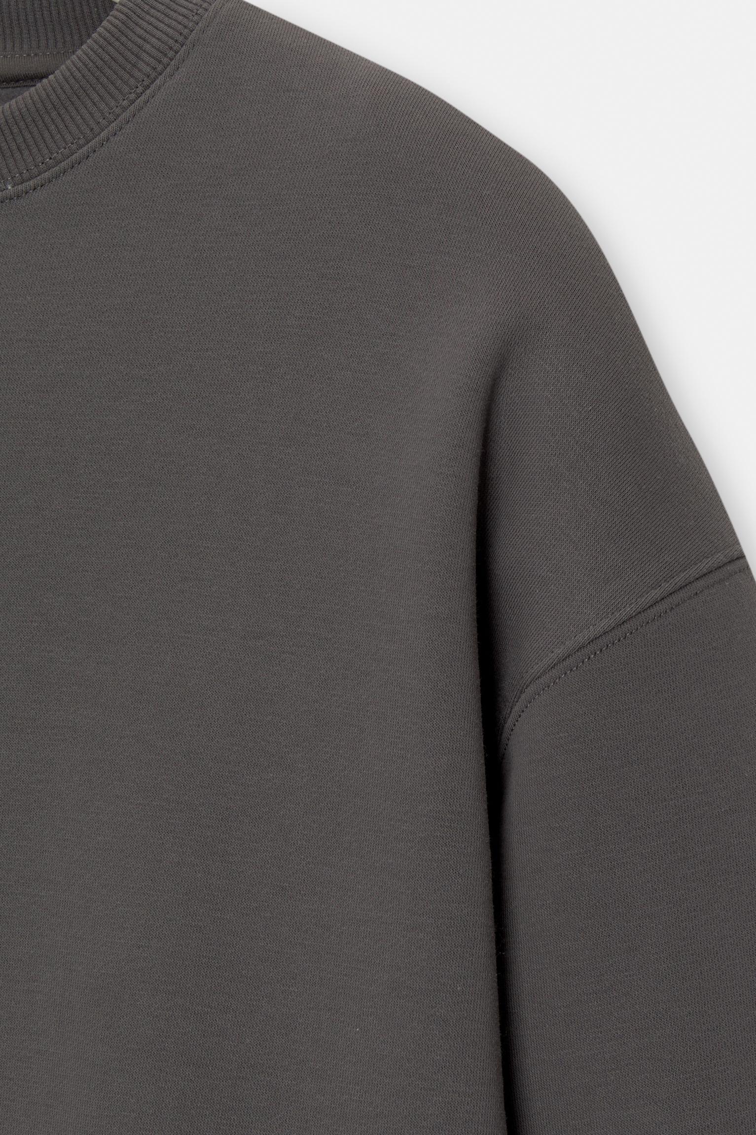 Basic crew neck sweatshirt Product Image