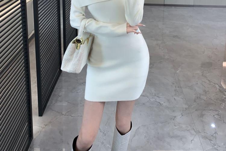 Long-Sleeve Square Neck Plain Mini Sheath Knit Dress Product Image