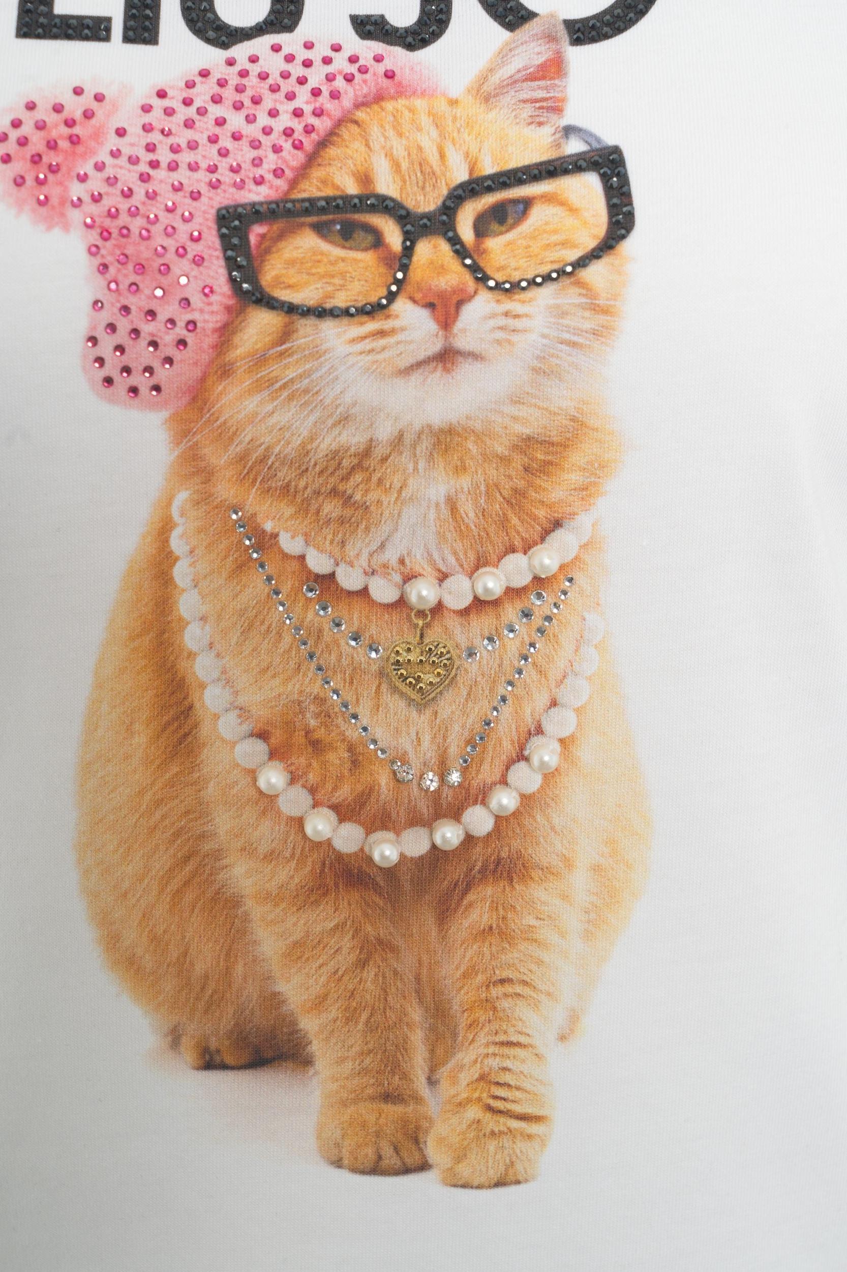 T-shirt with print Product Image