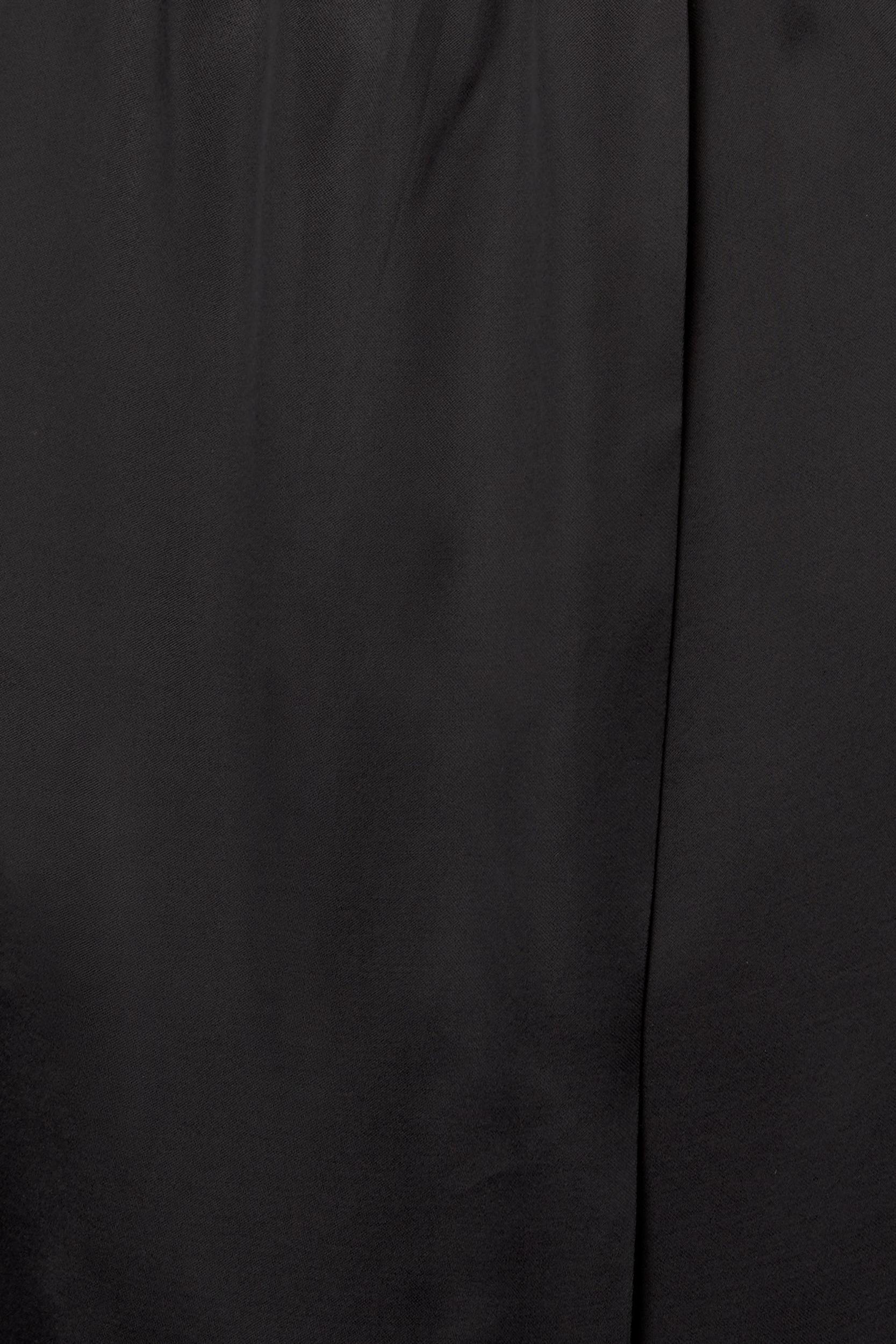 Satin halter top Product Image