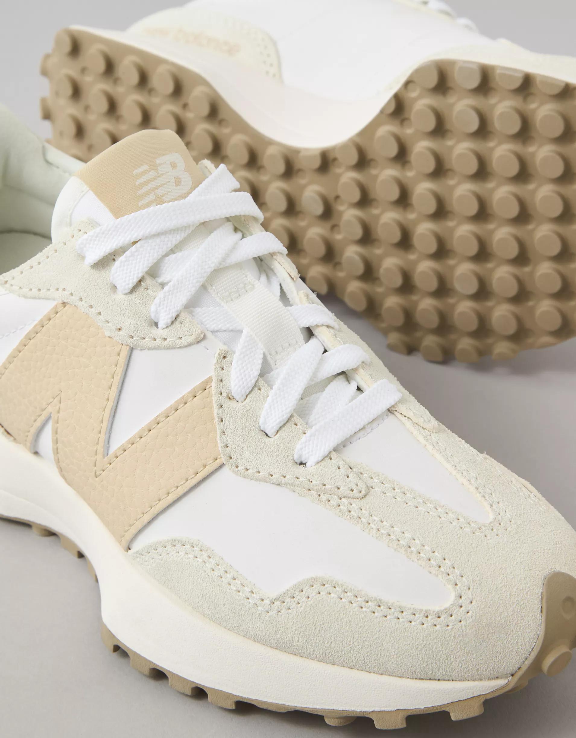 New Balance 327 Sneaker Product Image