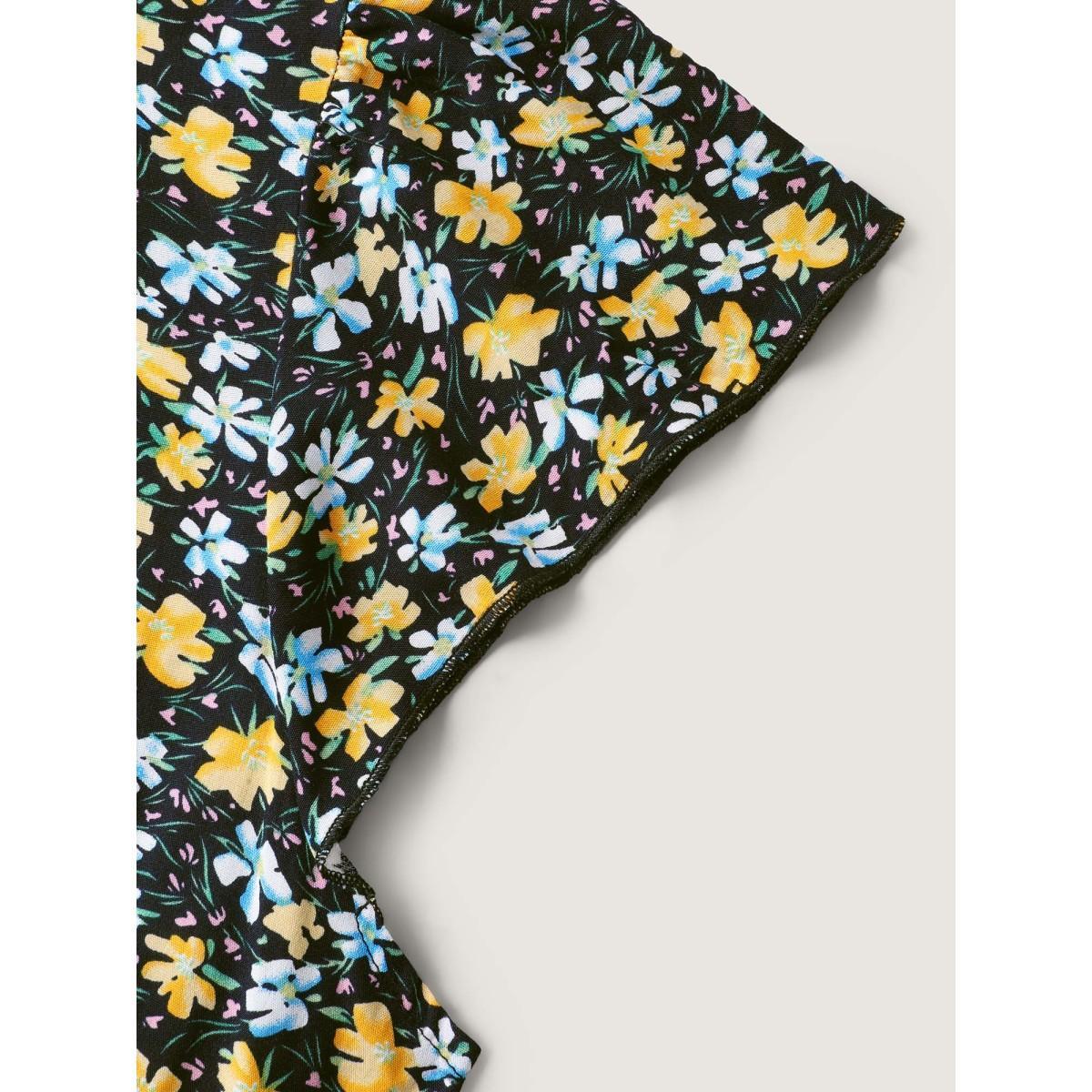 Plus Size Floral Shirred Mock Neck Pockets Midi Dress Black Women Mock Neck Cap Sleeve Curvy BloomChic 30/6X Product Image