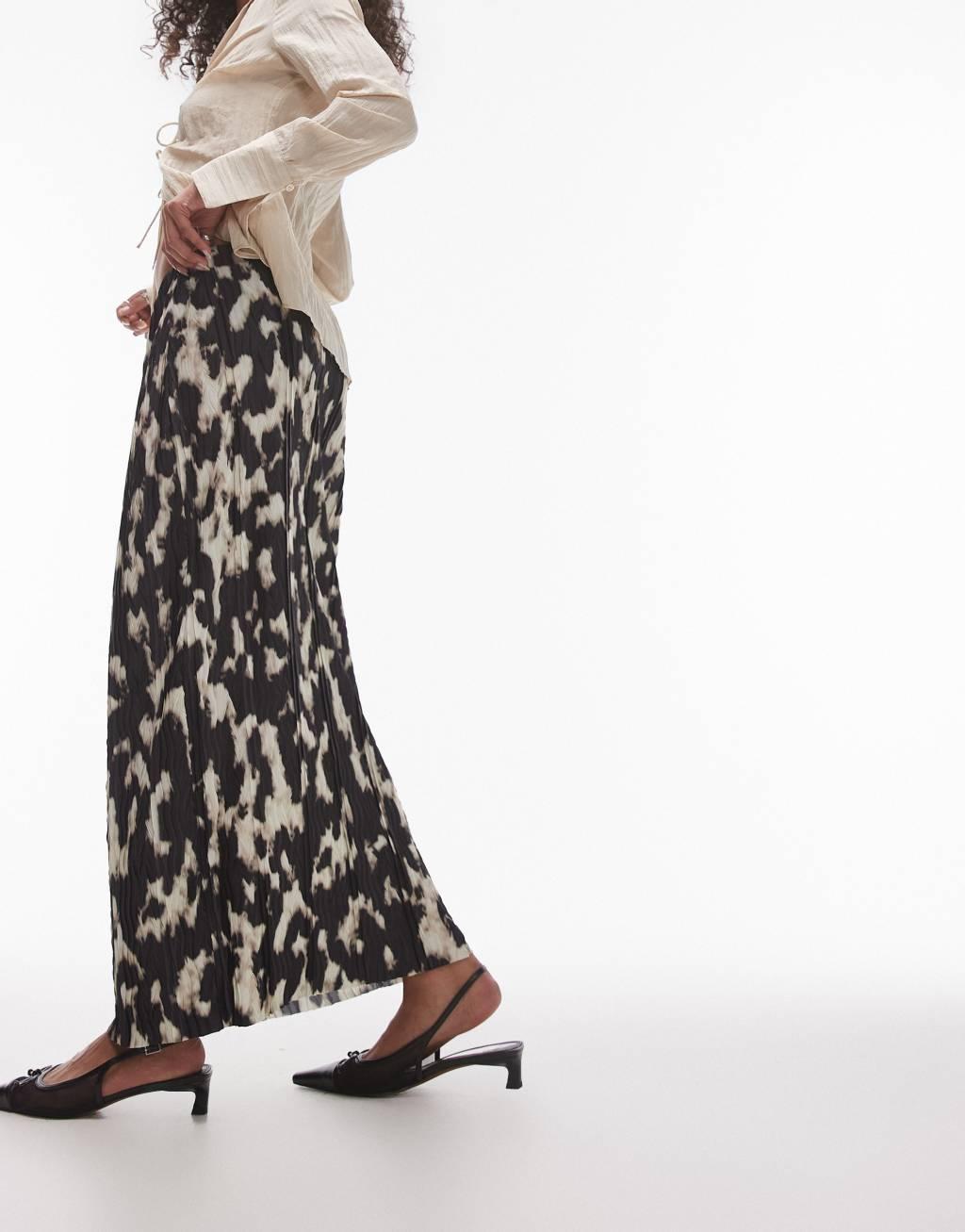 Topshop abstract leopard print plisse midi skirt in brown Product Image