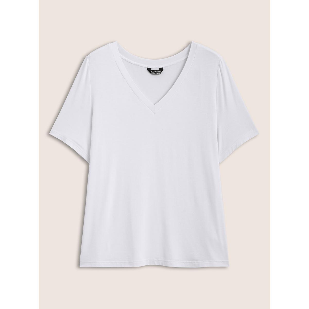 Plus Size Supersoft Essentials Solid V Neck Basic Knit T-shirt Originalwhite Women Basics Non V-neck Everyday T-shirts BloomChic 10/M Product Image