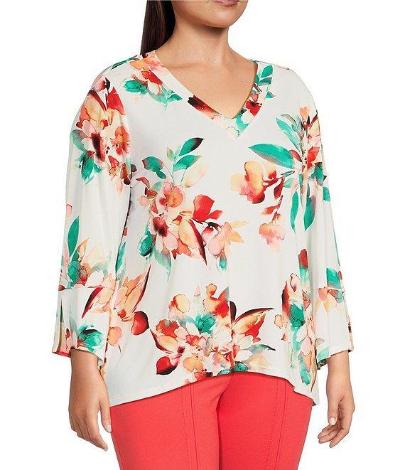 Slim Factor by Investments Plus Size Scattered Blooms V-Neckline 3/4 Slit Sleeve Top Product Image