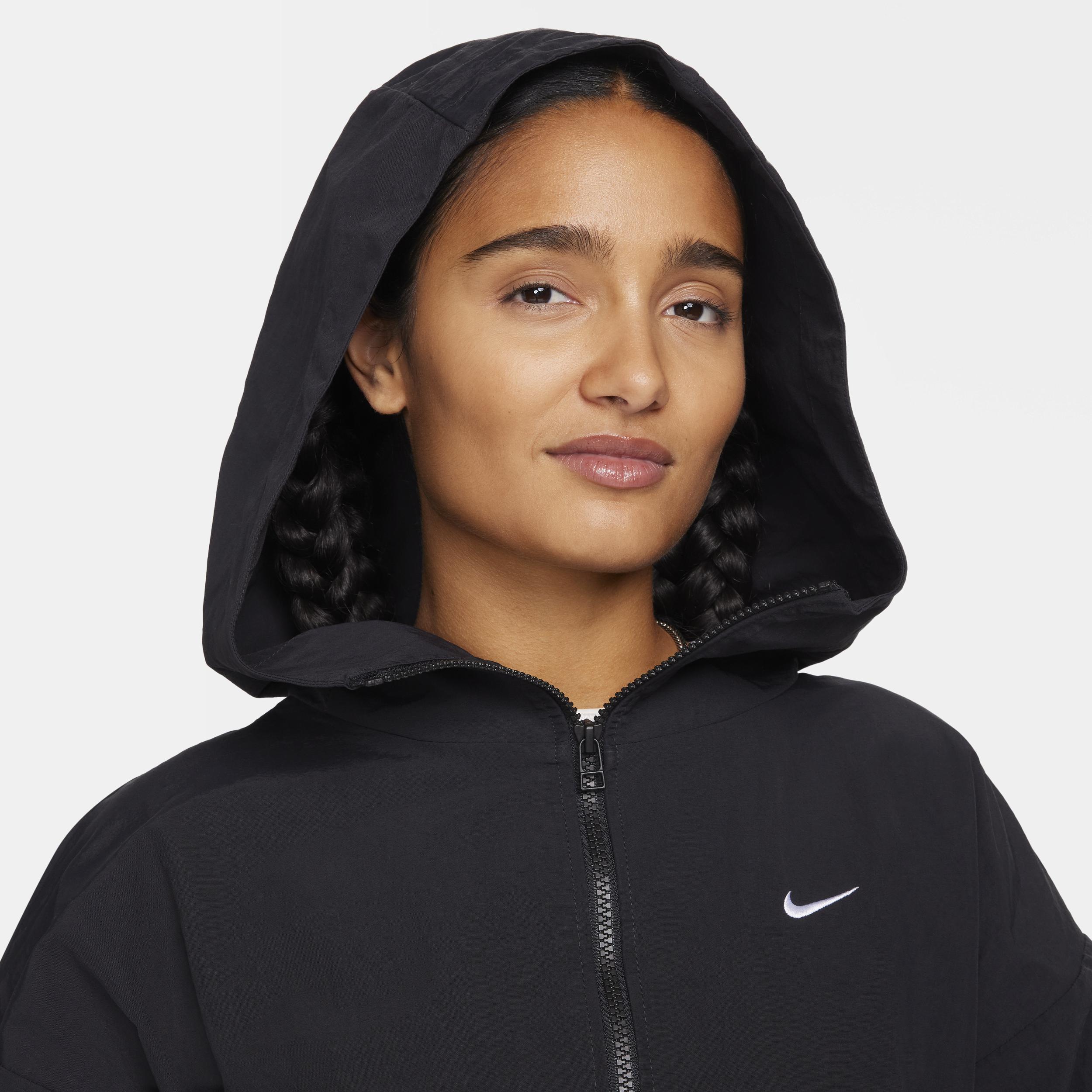 Nike Trend lightweight woven jacket in black Product Image