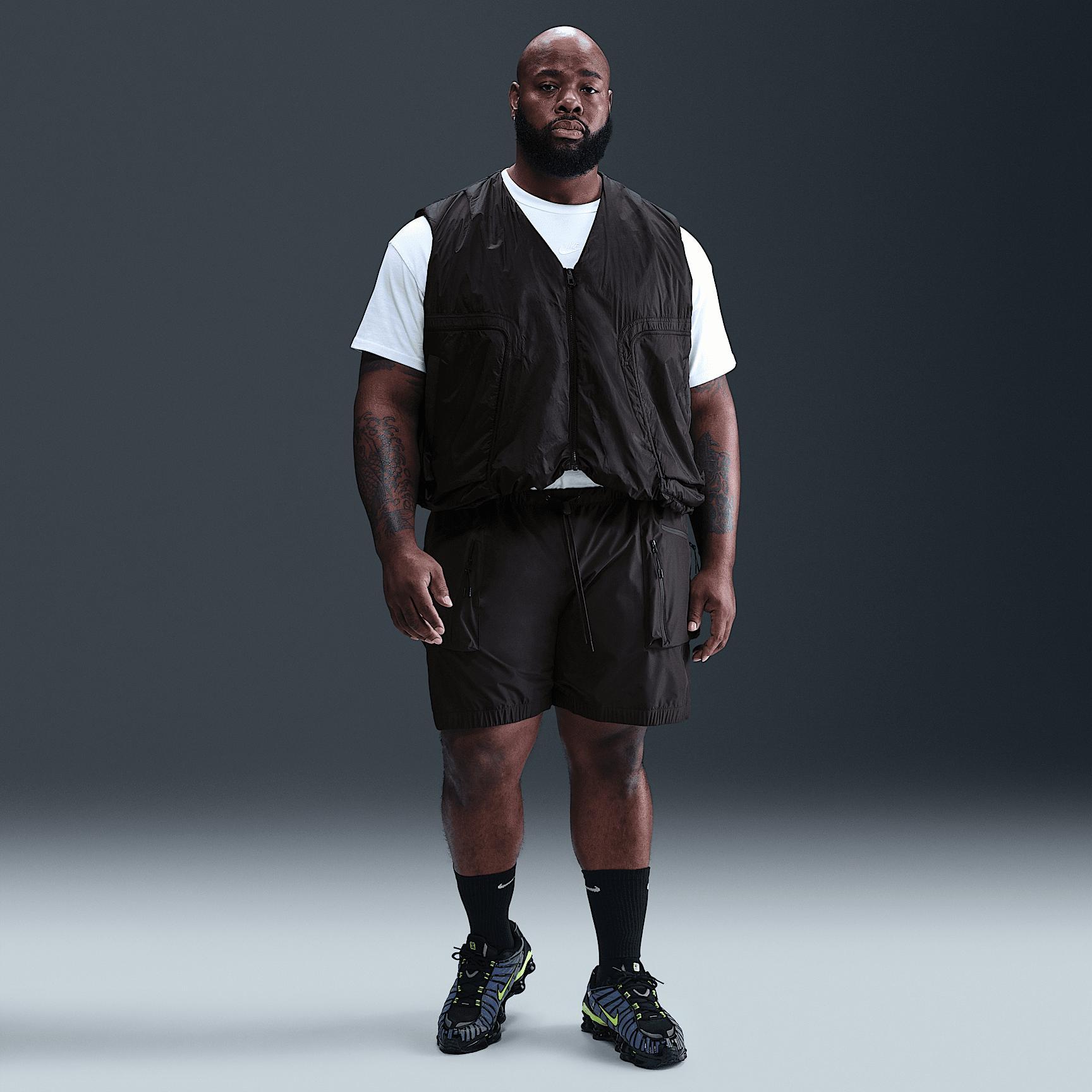 Nike Mens Tech Super Lightweight Shorts | HJ2946-010 Product Image