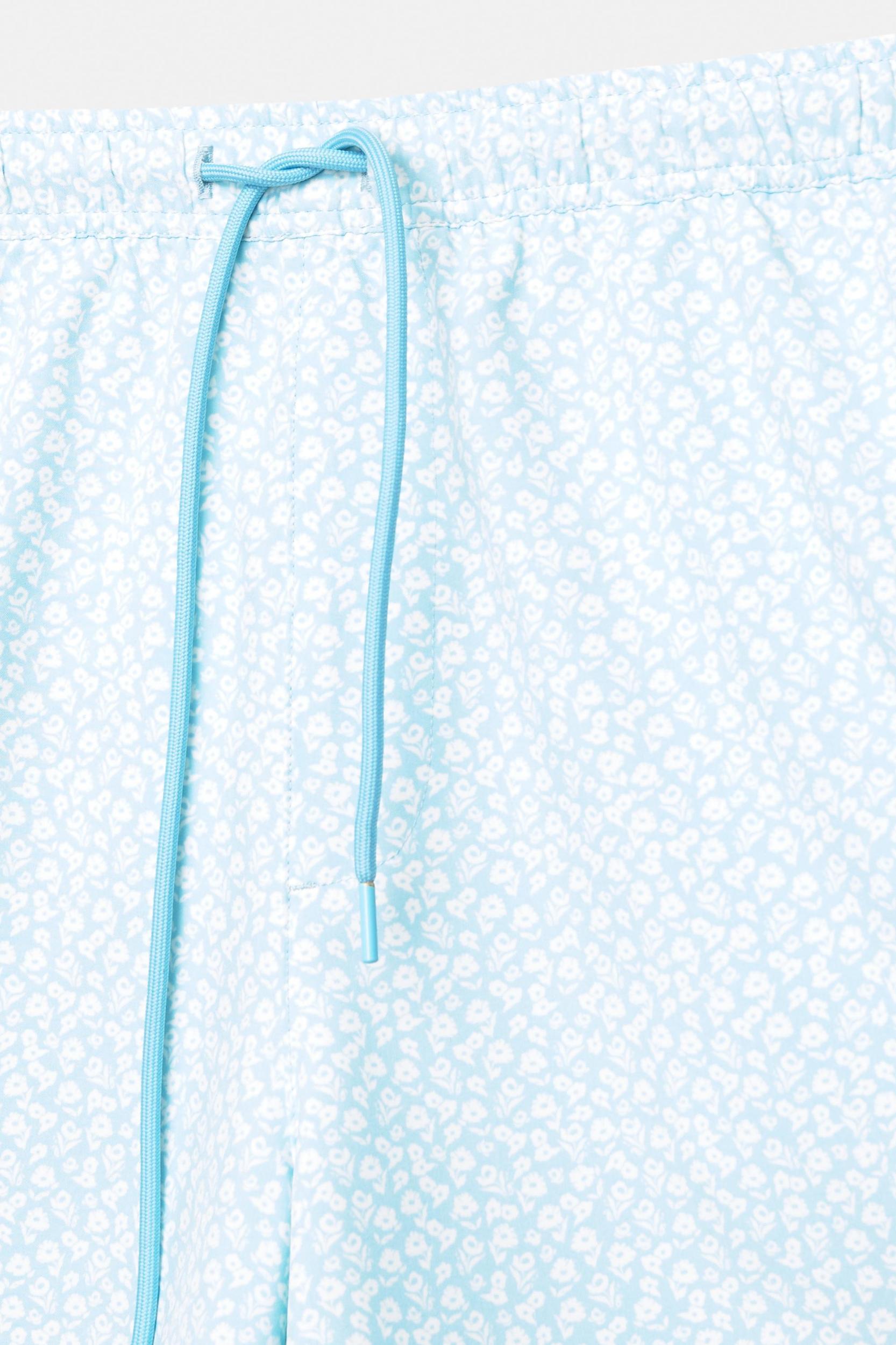 Floral board shorts Product Image