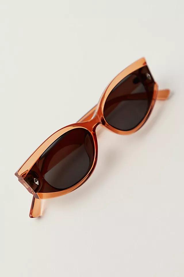 Amelia Sunnies Product Image