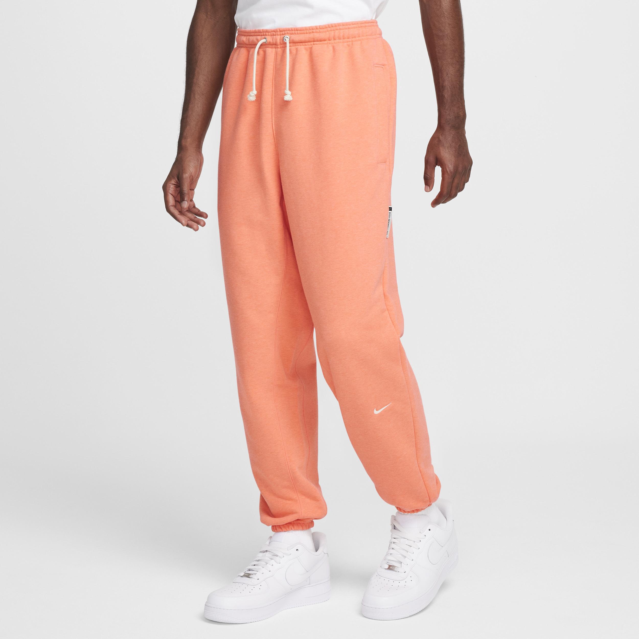 Nike Men's Standard Issue Dri-FIT Basketball Pants Product Image