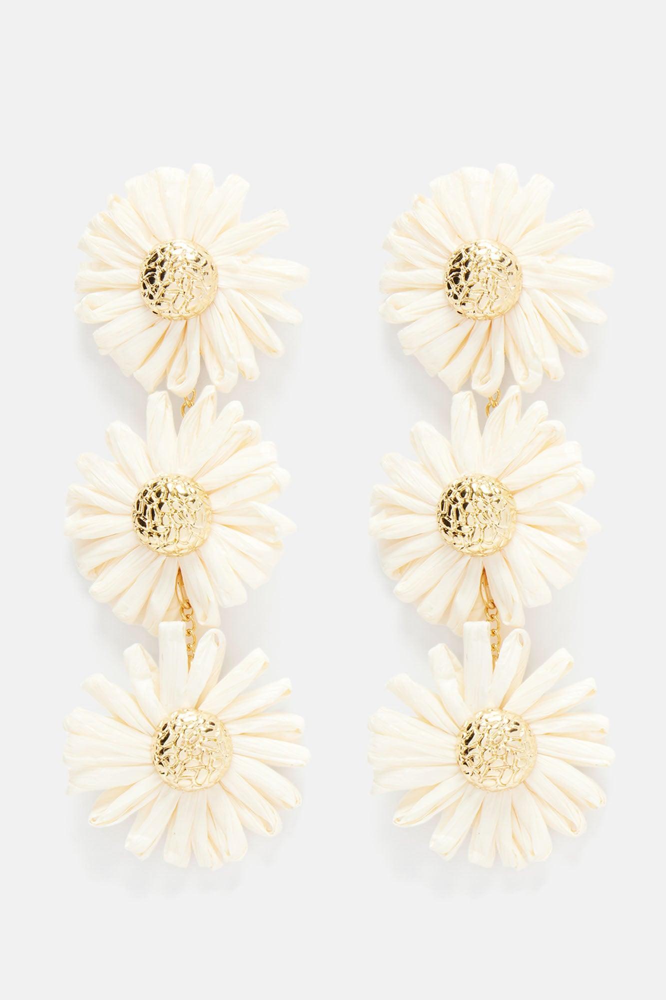 In The Flower Fields Earrings - Ivory Product Image