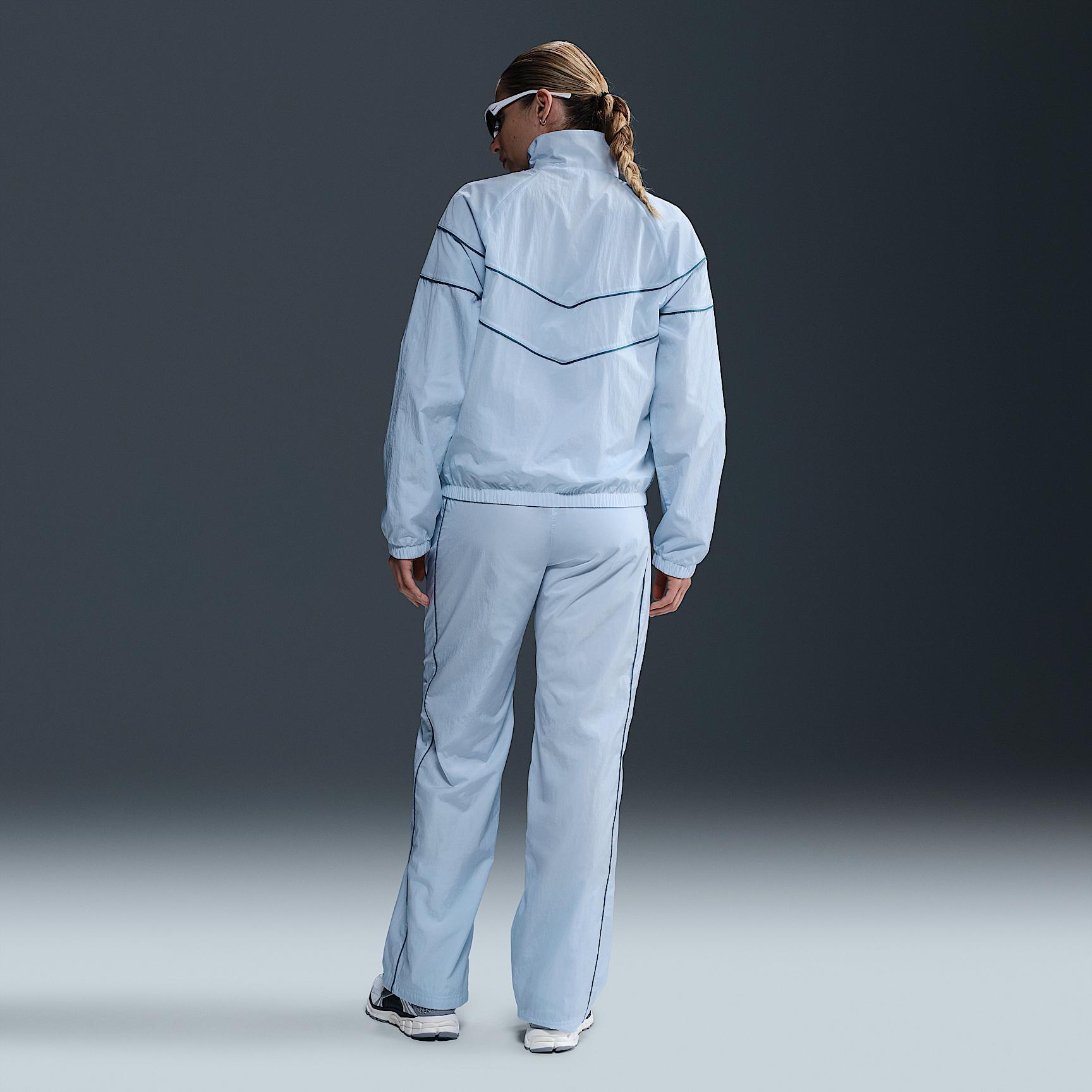 Nike Windrunner Women's Loose UV Woven Full-Zip Jacket Product Image
