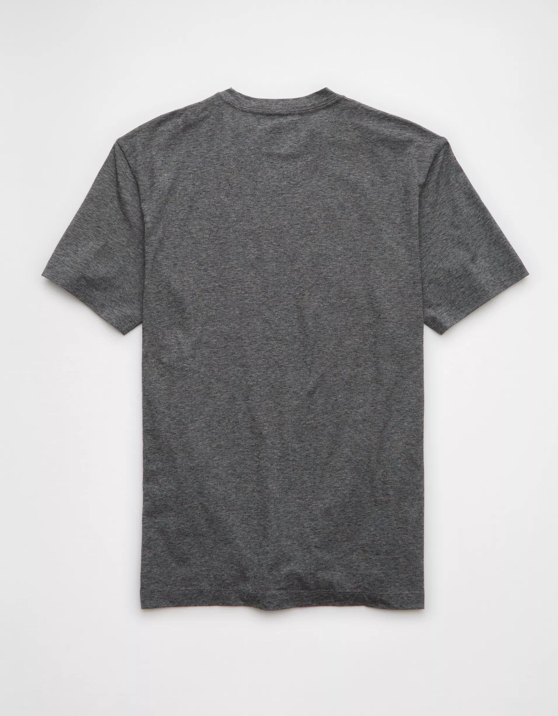 AE 24/7 Club T-Shirt Product Image