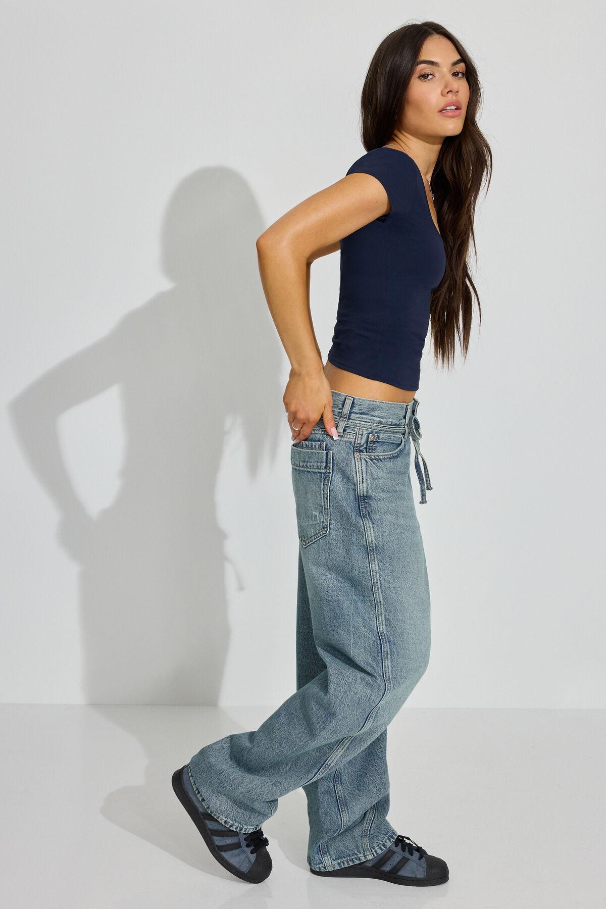 Low Rise Baggy Jeans Product Image