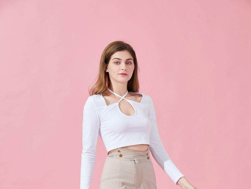 Eco-Friendly Long-Sleeve Halter-Neck Crop Top Product Image