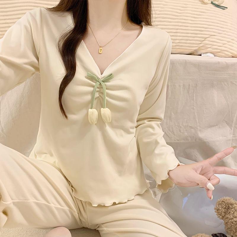 Pajama Set: Long-Sleeve V-Neck Bow Accent Lettuce Edge Padded T-Shirt + Pants Product Image