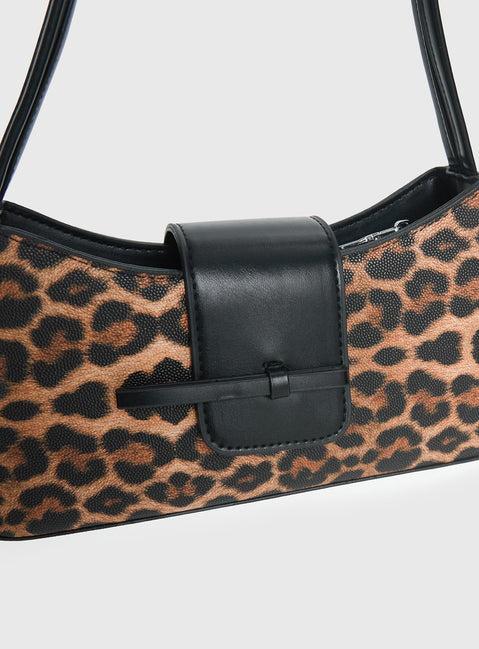 Scotlyn Shoulder Bag Leopard Product Image