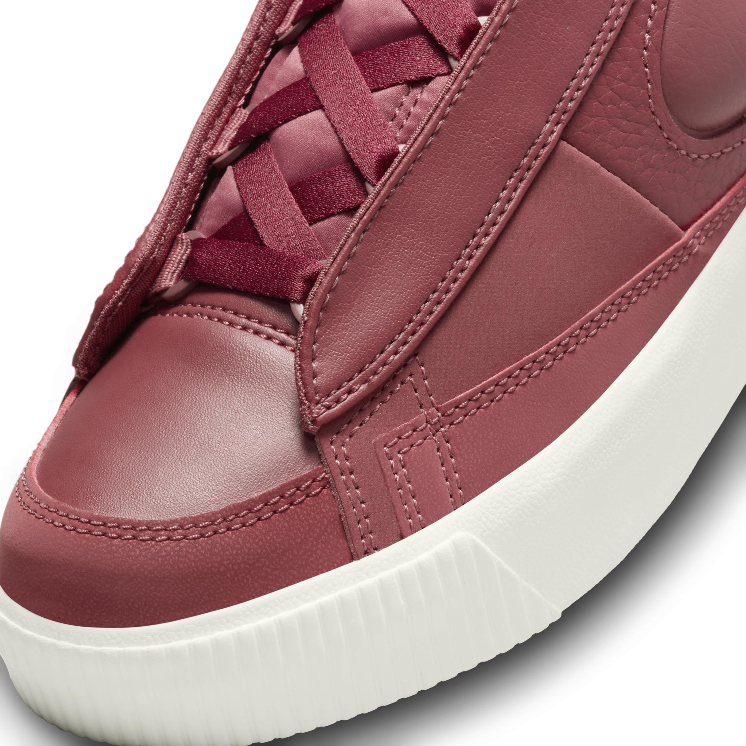 Nike Womens Blazer Mid Victory Casual Shoes Product Image