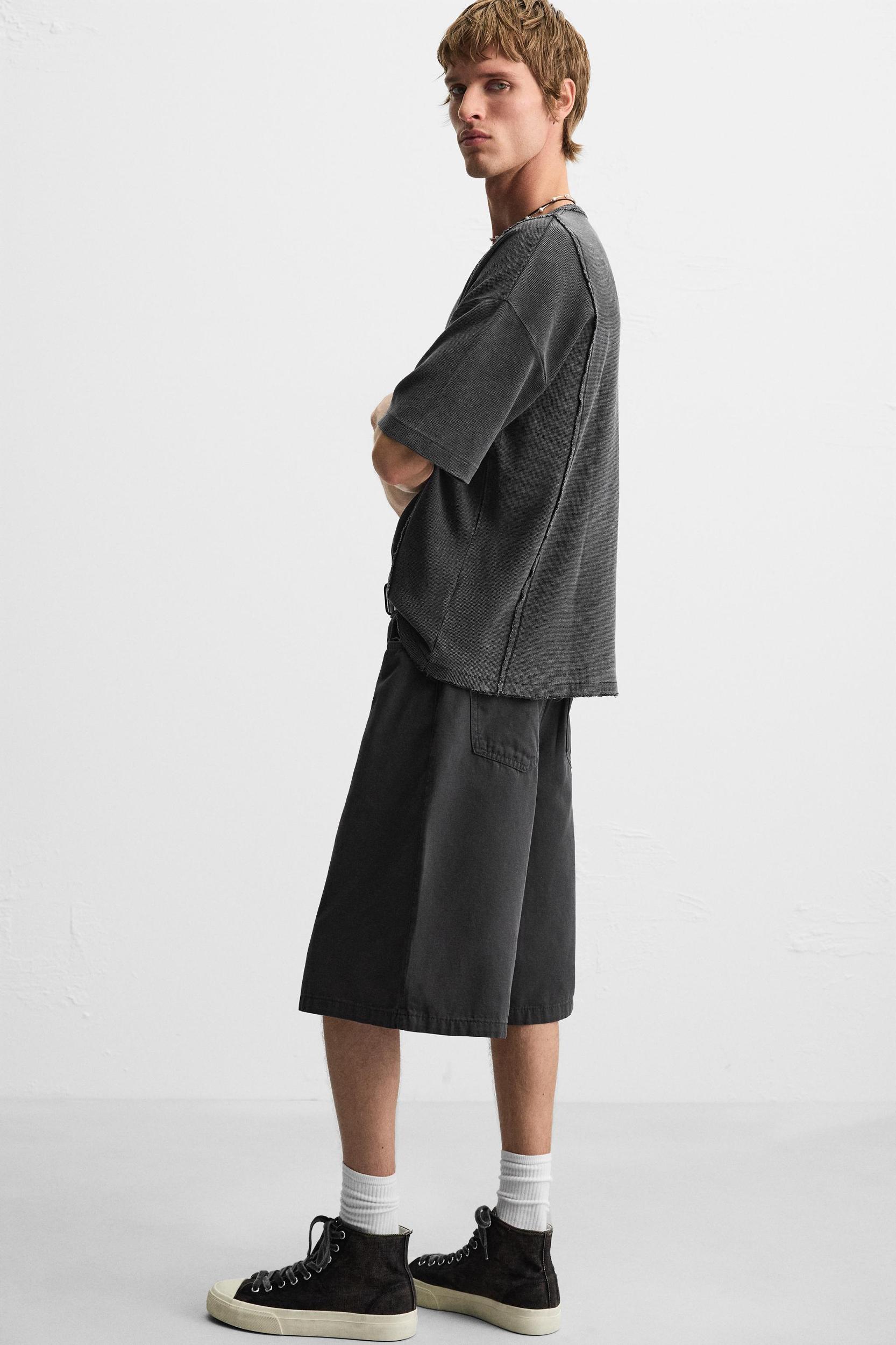 WASHED OVERSIZED FIT BERMUDA SHORTS Product Image