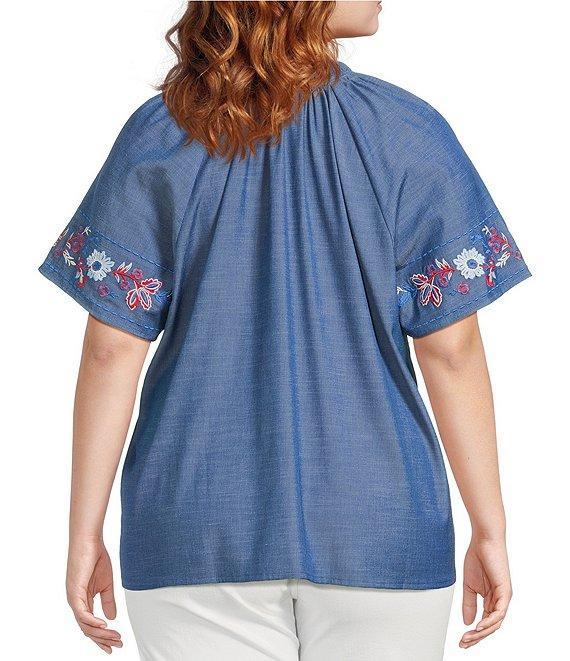 Calessa Plus Size Embroidered Split V-Neck Short Sleeve Button-Front Tunic Product Image