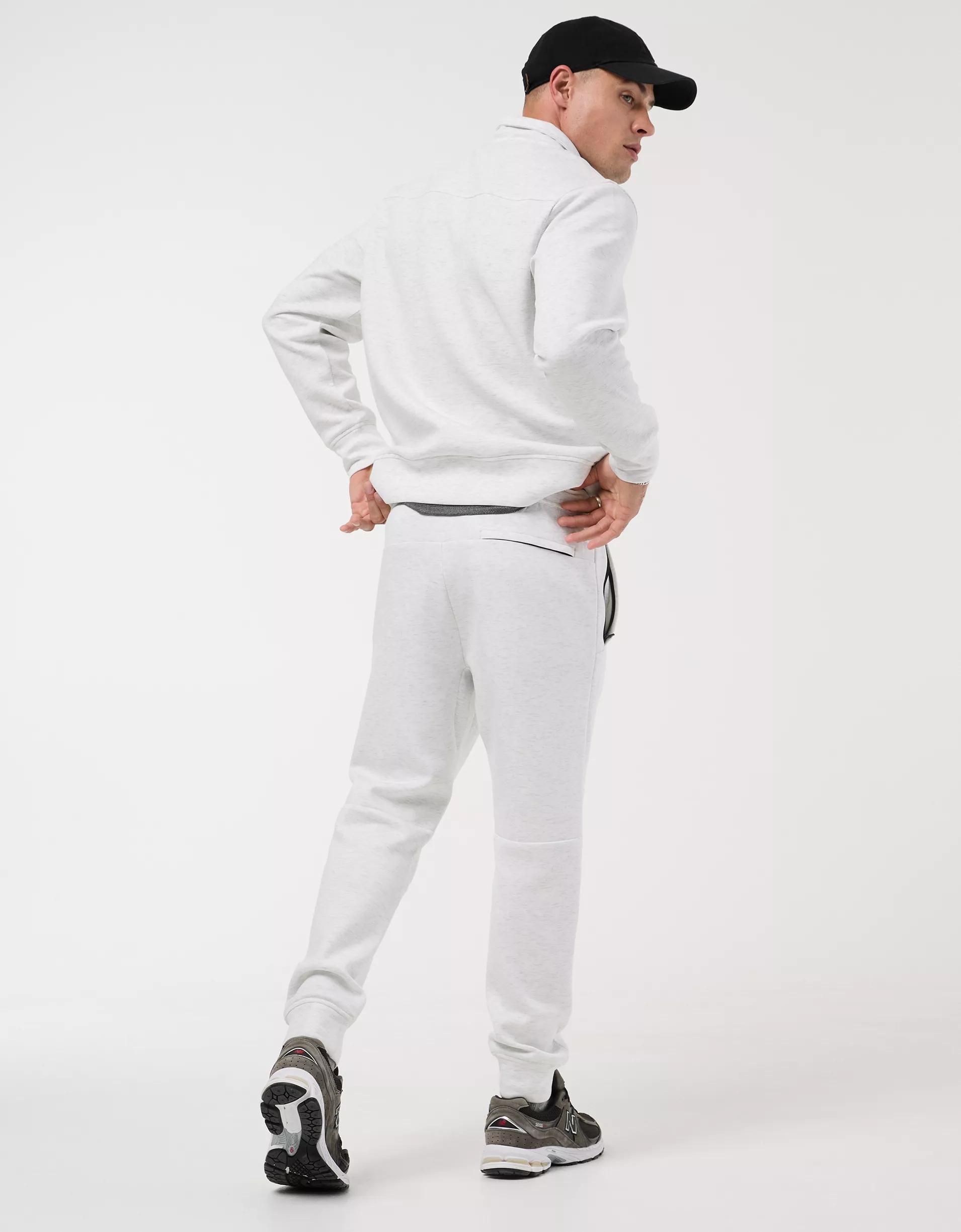 AE 24/7 Jogger Product Image