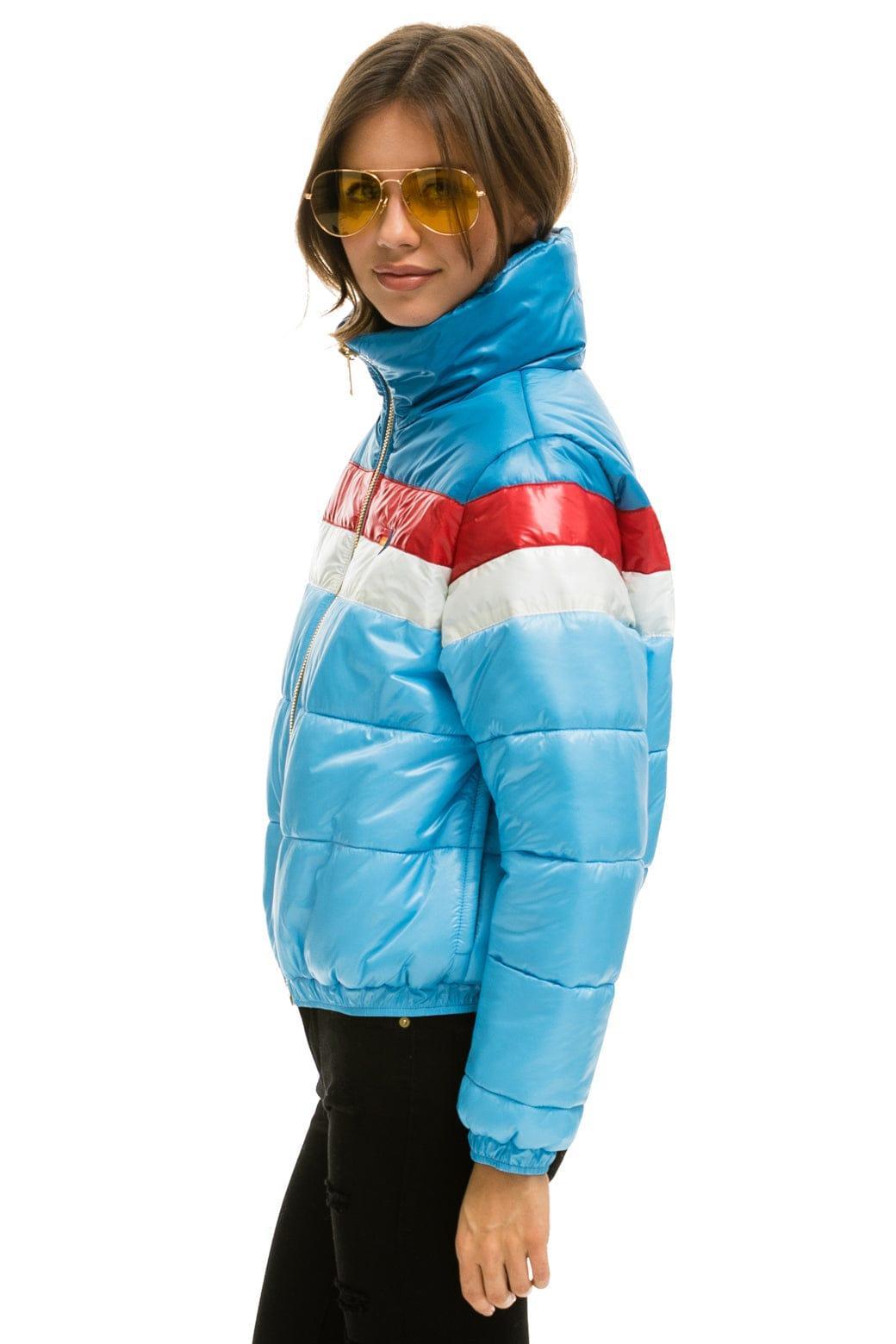COLOR BLOCK LUXE APRES PUFFER JACKET - SKY GLOSSY Female Product Image