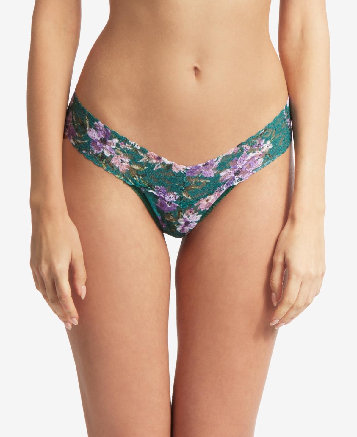 Signature Lace Low Rise Printed Thong Product Image