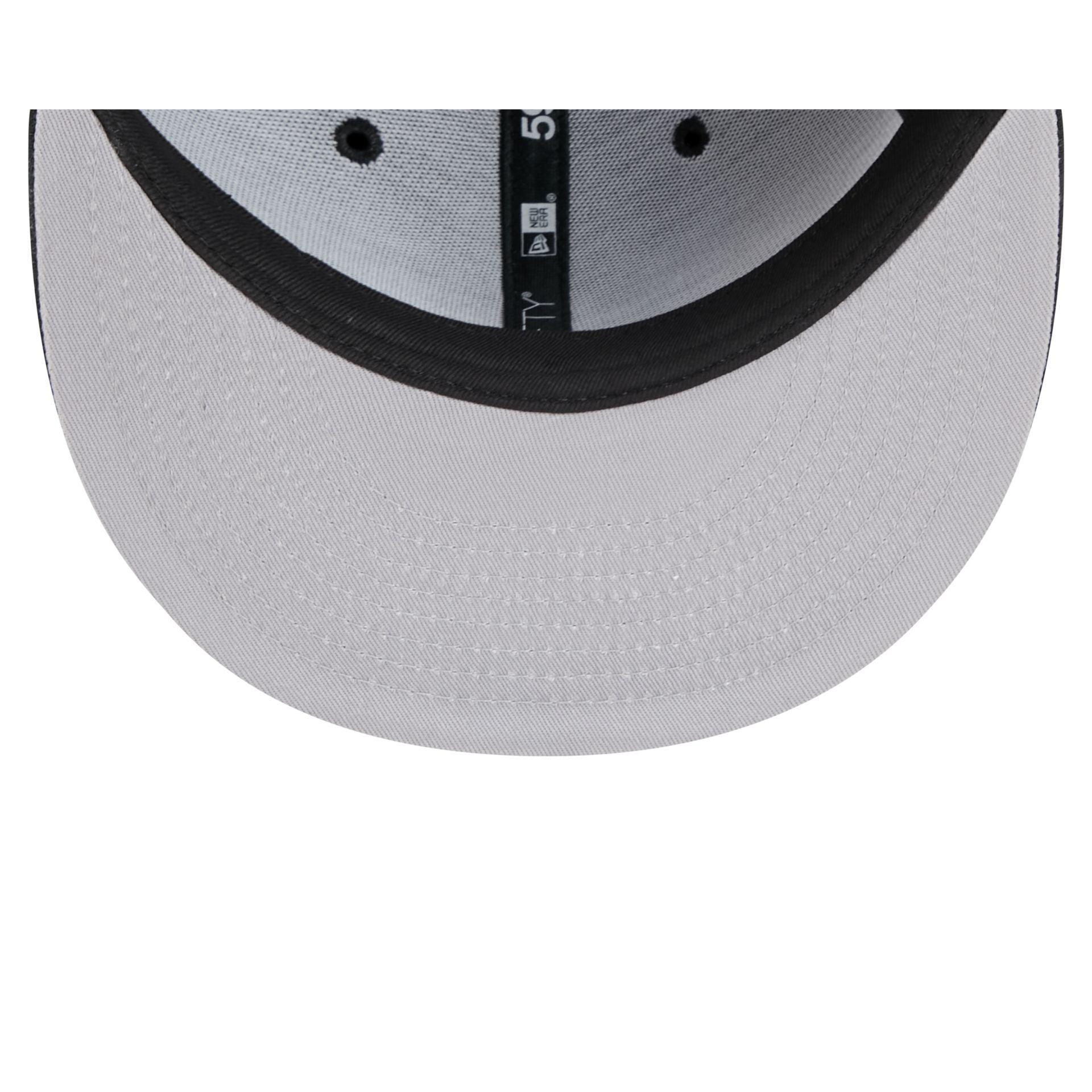 Montreal Canadiens Navy 9FIFTY Snapback Hat Male Product Image