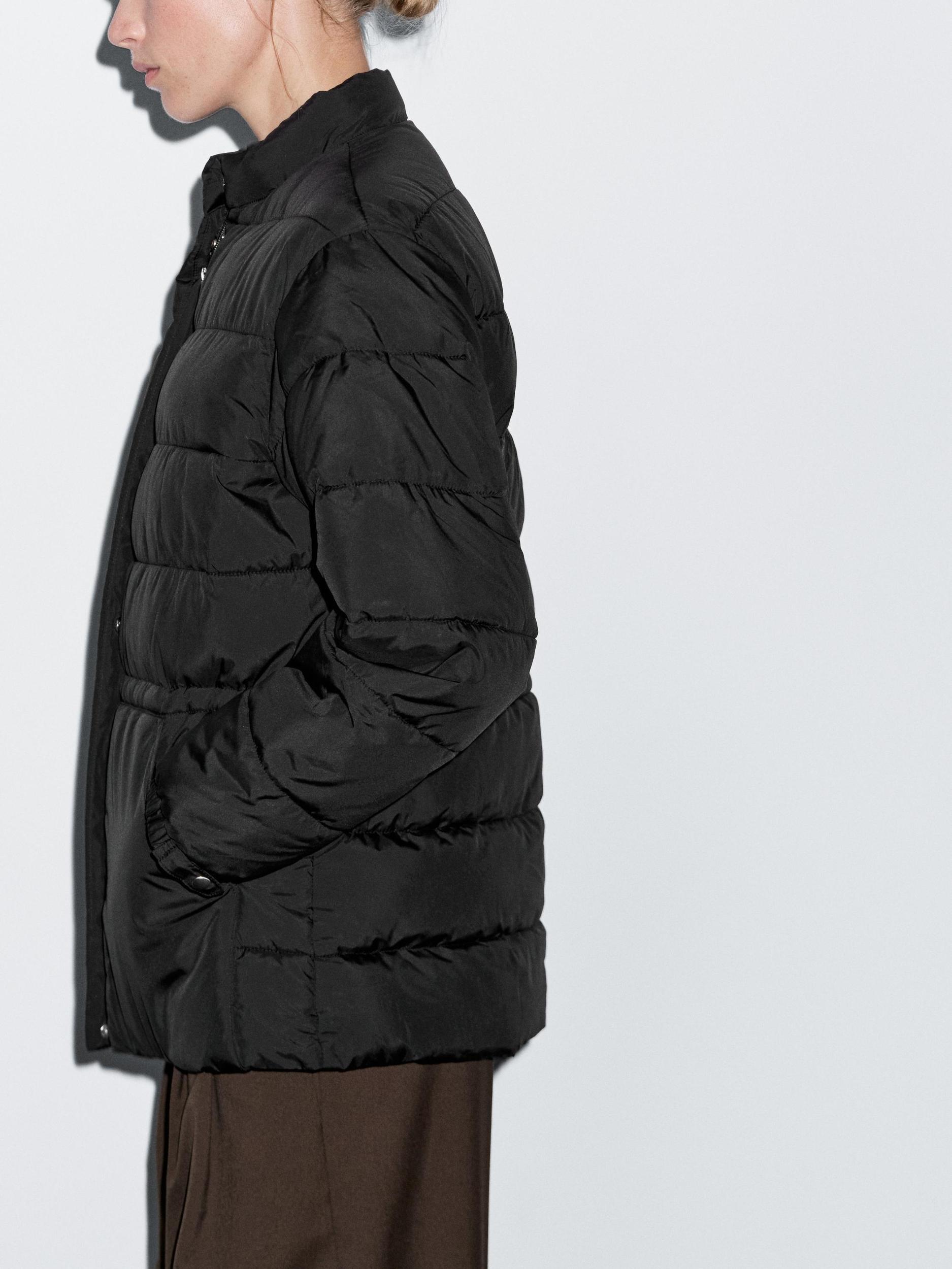 Puffer jacket with stand collar Product Image