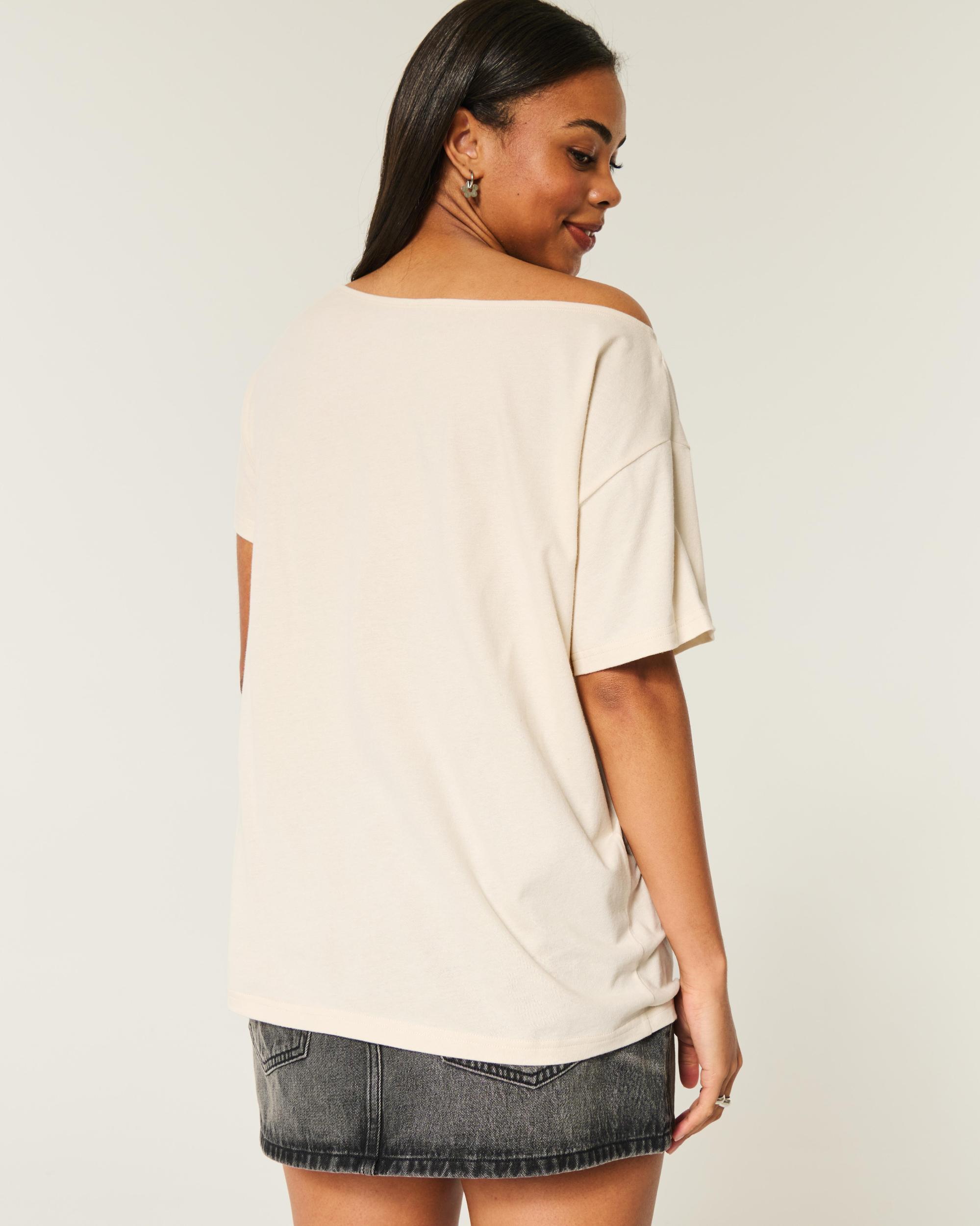 Oversized Off-the-Shoulder New York Raceway Graphic Tee Product Image
