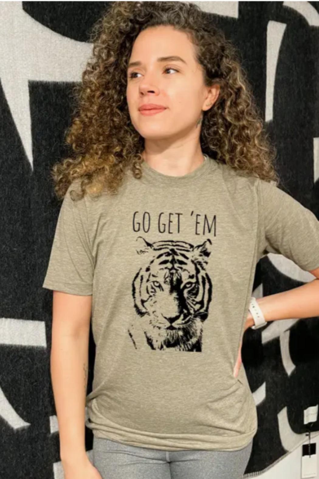 Go Get 'Em Tiger - Men's Tee Product Image